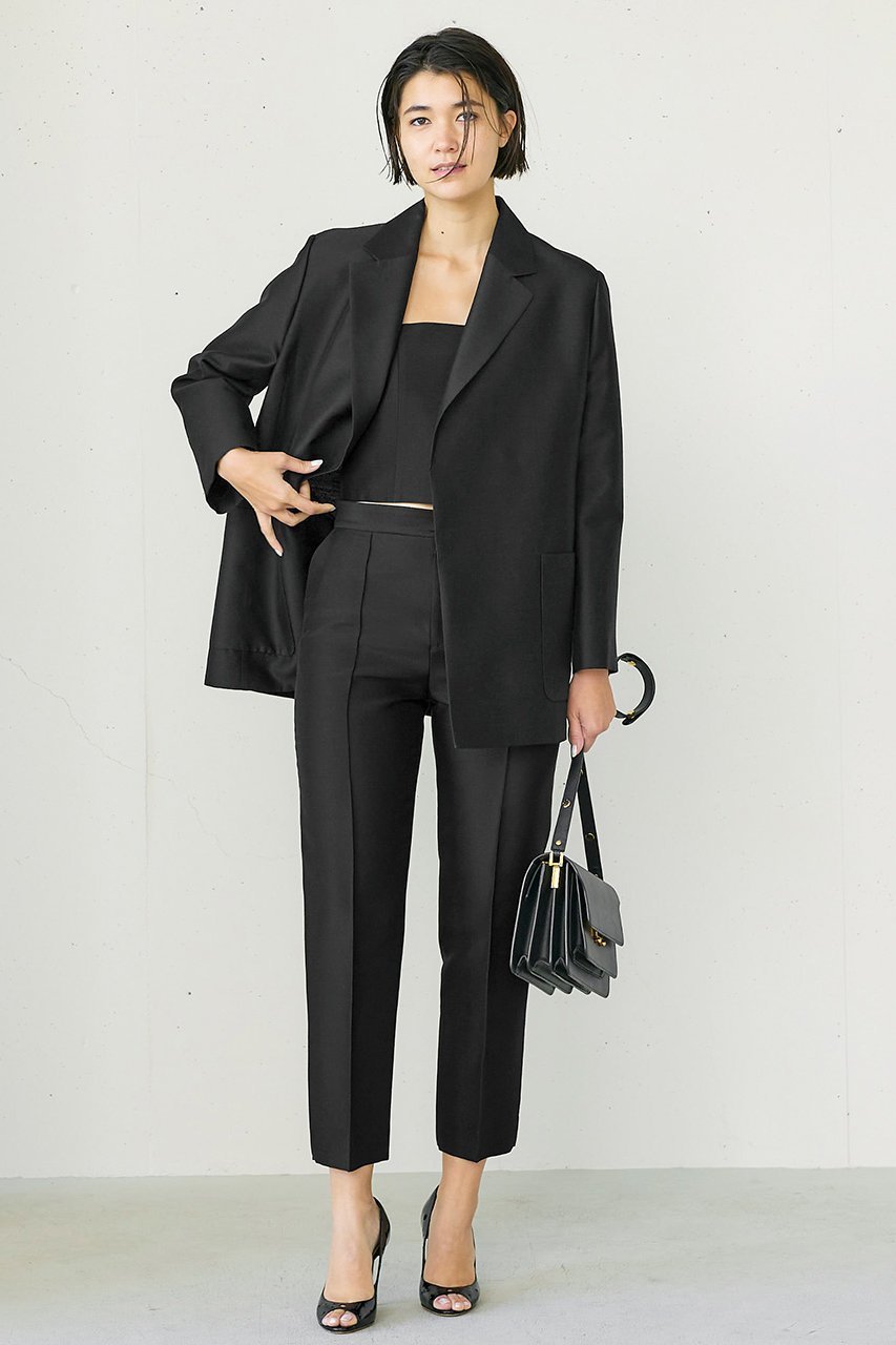 【ジェイドット/j.】のシルクウールビスチェ 人気、トレンドファッション・服の通販 founy(ファニー) 　ファッション　Fashion　レディースファッション　Fashion for Women　トップス・カットソー　Cut & Sew Tops　キャミソール&ノースリーブ　Camisoles & Sleeveless Tops　シャツ・ブラウス・オフィスカジュアル　Elegant Blouses & Button-Ups　ビスチェ　Bustiers & Corset Tops / Layered Bustier Style　おすすめ　Recommended / Our Picks　インナー　Innerwear　シルク　Silk, 100% Silk　ジャケット　Jacket, Outerwear　セットアップ　Set-Up, Coordinated Outfit　トレンド　Trend, Trending Now　ノースリーブ　Sleeveless, No-Sleeve　ビスチェ　Bustier, Corset Top　エレガント 上品　Elegant　other-6|ID: prp329100003870490 ipo3291000000032903870
