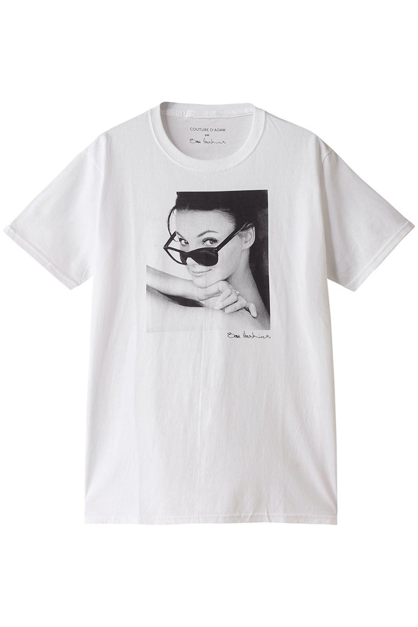 【クチュールドアダム/COUTURE D'ADAM】の【ELLE SHOP 限定】Sam Haskins コラボTシャツ 人気、トレンドファッション・服の通販 founy(ファニー) 　ファッション　Fashion　レディースファッション　Fashion for Women　トップス・カットソー　Cut & Sew Tops　シャツ・ブラウス・オフィスカジュアル　Elegant Blouses & Button-Ups　ロングTシャツ・Tシャツ　Longline T-Shirts & Tees　カットソー・ベーシックTシャツ　Cut-and-Sewn Tops / Stretch Tees & Basics　アメリカン　American Style　コラボ　Collaboration, Collab　ショート　Short, Short Length　スリーブ　Sleeve, Long Sleeve / Short Sleeve　プリント　Print, Printed Pattern　ワーク　Workwear, Utility Style　 other-1|ID: prp329100003871946 ipo3291000000032787676