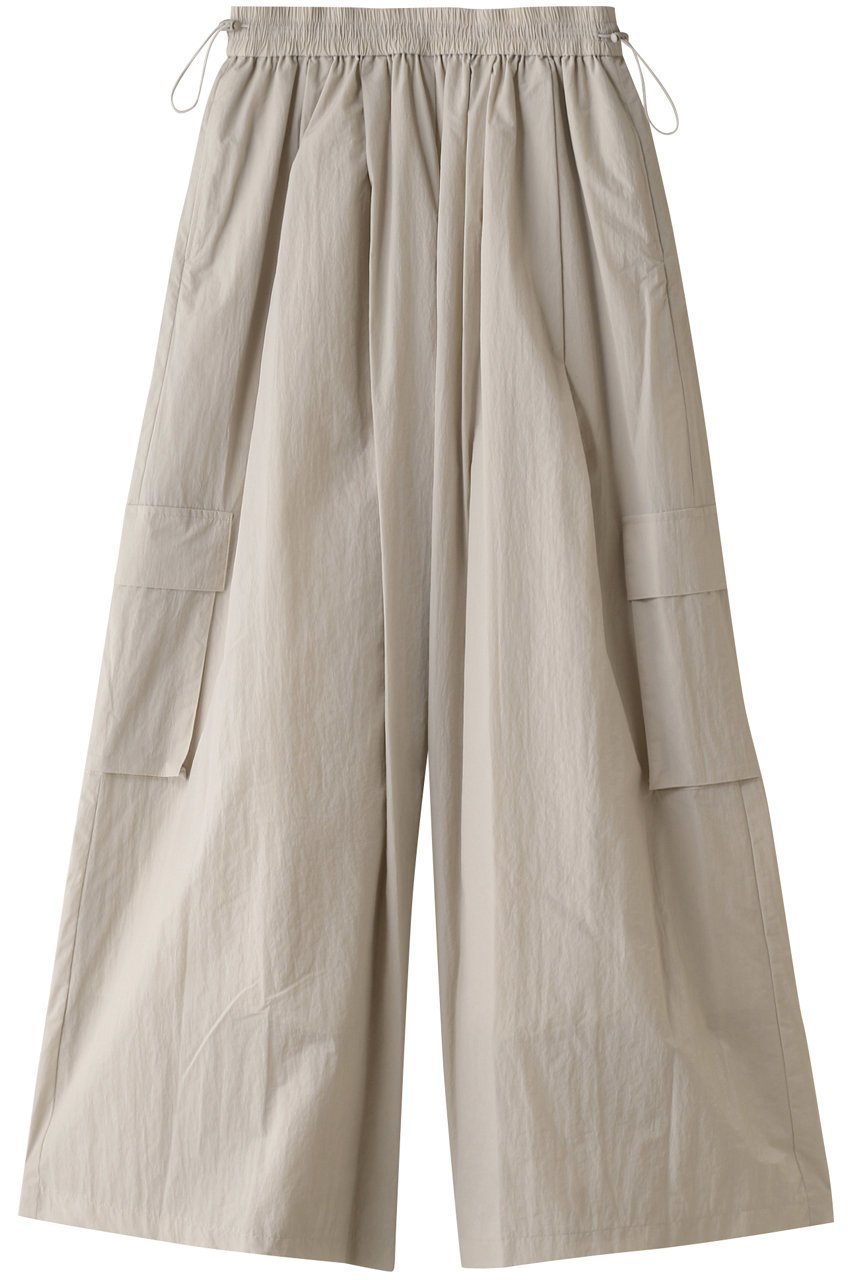 【ル フィル/LE PHIL】のライトナイロンワイドパンツ インテリア・キッズ・メンズ・レディースファッション・服の通販 founy(ファニー) 　ファッション　Fashion　レディースファッション　Fashion for Women　パンツ　Pants & Trousers　スポーティ　Sporty, Casual Athletic　タフタ　Taffeta, Structured Fabric　夏　Summer　春　Spring　S/S・春夏　SS, Spring/Summer, Warm Season　軽量　Lightweight, Ultra Light　ベージュ|ID: prp329100003872833 ipo3291000000035581512