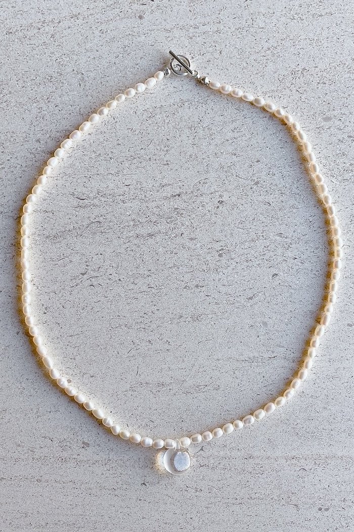 【レム/Lemme】の【ELLE SHOP限定】Pearl Roni ネックレス インテリア・キッズ・メンズ・レディースファッション・服の通販 founy(ファニー) https://founy.com/ ファッション Fashion レディースファッション Fashion for Women ジュエリー Jewelry ネックレス Necklaces & Pendants ガラス Glass, Glassware テクスチャー Texture, Textured Fabric ネックレス Necklace, Pendant Necklace パール Pearl, Pearl Accent モチーフ Motif, Design Theme エレガント 上品 Elegant |ID: prp329100003872848 ipo3291000000035555981