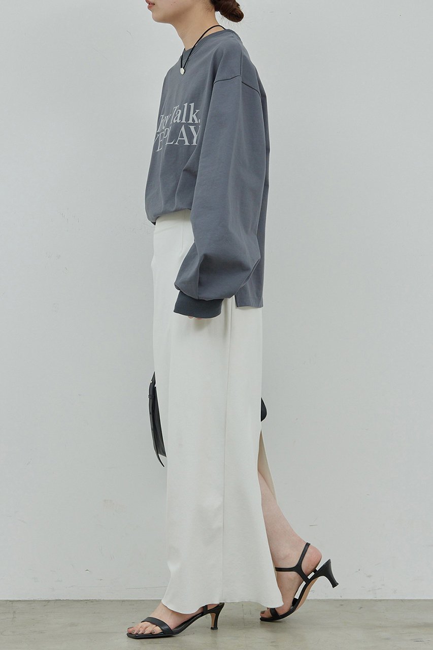 【ガリャルダガランテ/GALLARDAGALANTE】のロゴロンT 人気、トレンドファッション・服の通販 founy(ファニー) 　ファッション　Fashion　レディースファッション　Fashion for Women　トップス・カットソー　Cut & Sew Tops　シャツ・ブラウス・オフィスカジュアル　Elegant Blouses & Button-Ups　ロングTシャツ・Tシャツ　Longline T-Shirts & Tees　カットソー・ベーシックTシャツ　Cut-and-Sewn Tops / Stretch Tees & Basics　スリット　Slit, Slit Detail　スリーブ　Sleeve, Long Sleeve / Short Sleeve　フレア　Flare, Flared　ボトム　Bottoms, Lower Wear　ミドル　Middle Length, Mid Height　ロング　Long, Long-Length　other-7|ID: prp329100003874111 ipo3291000000032863899