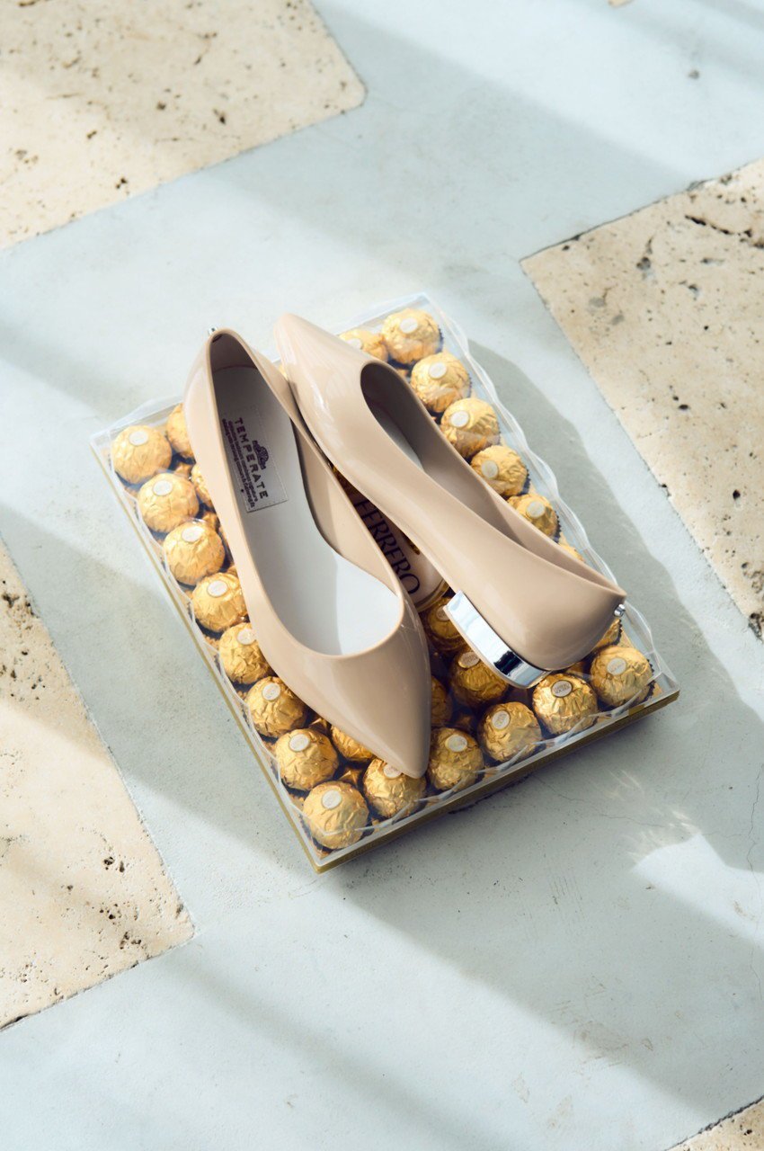 【テンパレイト/TEMPERATE】のSTELLA シルバーヒール ポインテッドパンプス(レイン対応) 人気、トレンドファッション・服の通販 founy(ファニー) 　ファッション　Fashion　レディースファッション　Fashion for Women　インソール　Shoe Insole　シューズ　Shoes, Footwear　シルバー　Silver, Metallic Silver　チャーム　Charm, Pendant　プレーン　Plain, Simple　ラバー　Rubber, Rubber Sole　レイン　Rain, Rainproof　エレガント 上品　Elegant　other-7|ID: prp329100003875970 ipo3291000000036057590