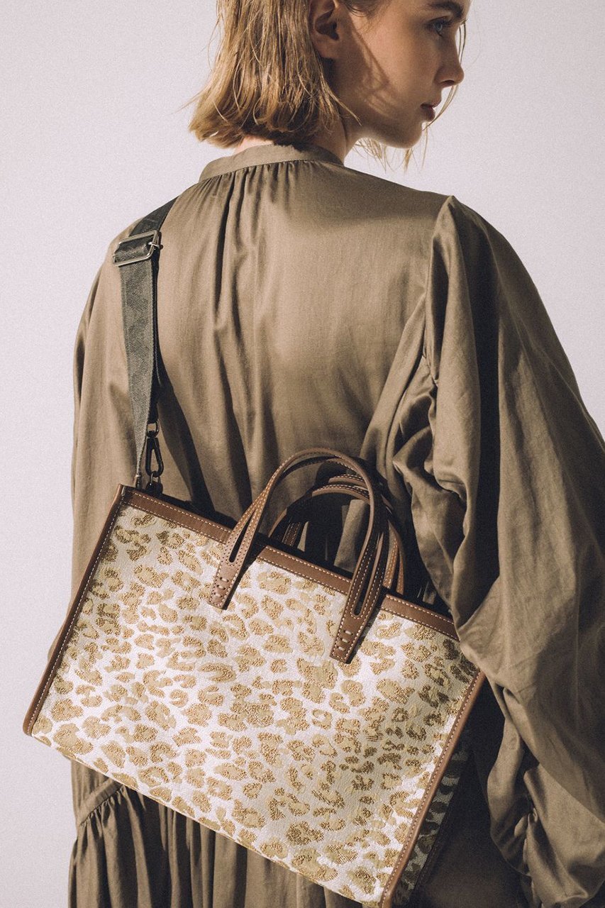 【ア ヴァケーション/A VACATION】のBREAD M 2wayトートバッグ 人気、トレンドファッション・服の通販 founy(ファニー) 　ファッション　Fashion　レディースファッション　Fashion for Women　バッグ　Bags　ショルダー　Shoulder, Shoulder Strap　ハンド　Hand, Handmade　ポーチ　Pouch, Small Case　ラップ　Wrap, Wrap Design　other-2|ID: prp329100003880511 ipo3291000000032781174