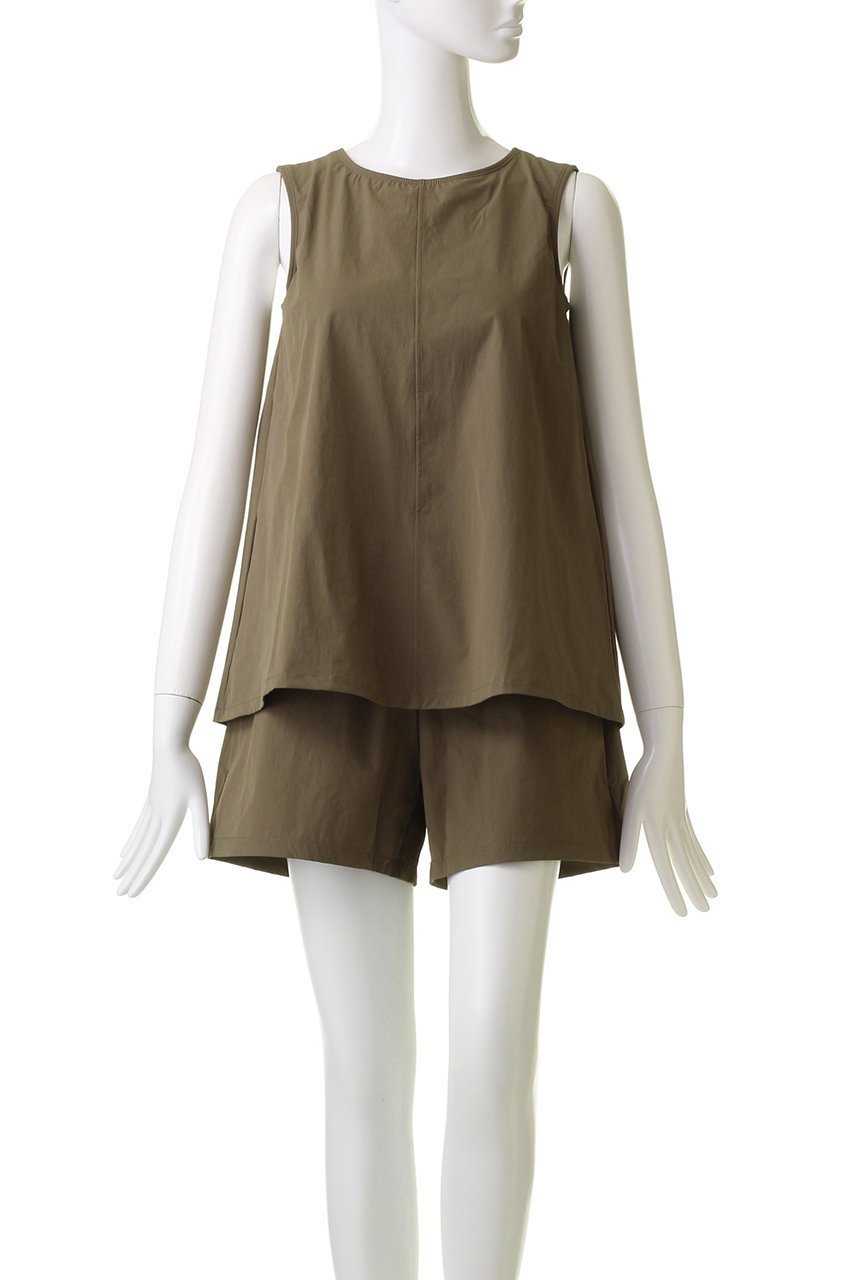 【レイール/Reir】の【Ungrid】タンキニ 無地 人気、トレンドファッション・服の通販 founy(ファニー) 　ファッション　Fashion　レディースファッション　Fashion for Women　トップス・カットソー　Cut & Sew Tops　キャミソール&ノースリーブ　Camisoles & Sleeveless Tops　シャツ・ブラウス・オフィスカジュアル　Elegant Blouses & Button-Ups　おすすめ　Recommended / Our Picks　ショーツ　Shorts, Short Pants　ストレッチ　Stretch, Stretchy Fabric　センター　Center, Center Line　ノースリーブ　Sleeveless, No-Sleeve　フィット　Fit, Slim Fit　ポケット　Pocket, Pocket Detail　水着　Swimsuit, Swimwear　無地　Plain, Solid Color　other-2|ID: prp329100003881352 ipo3291000000031378289