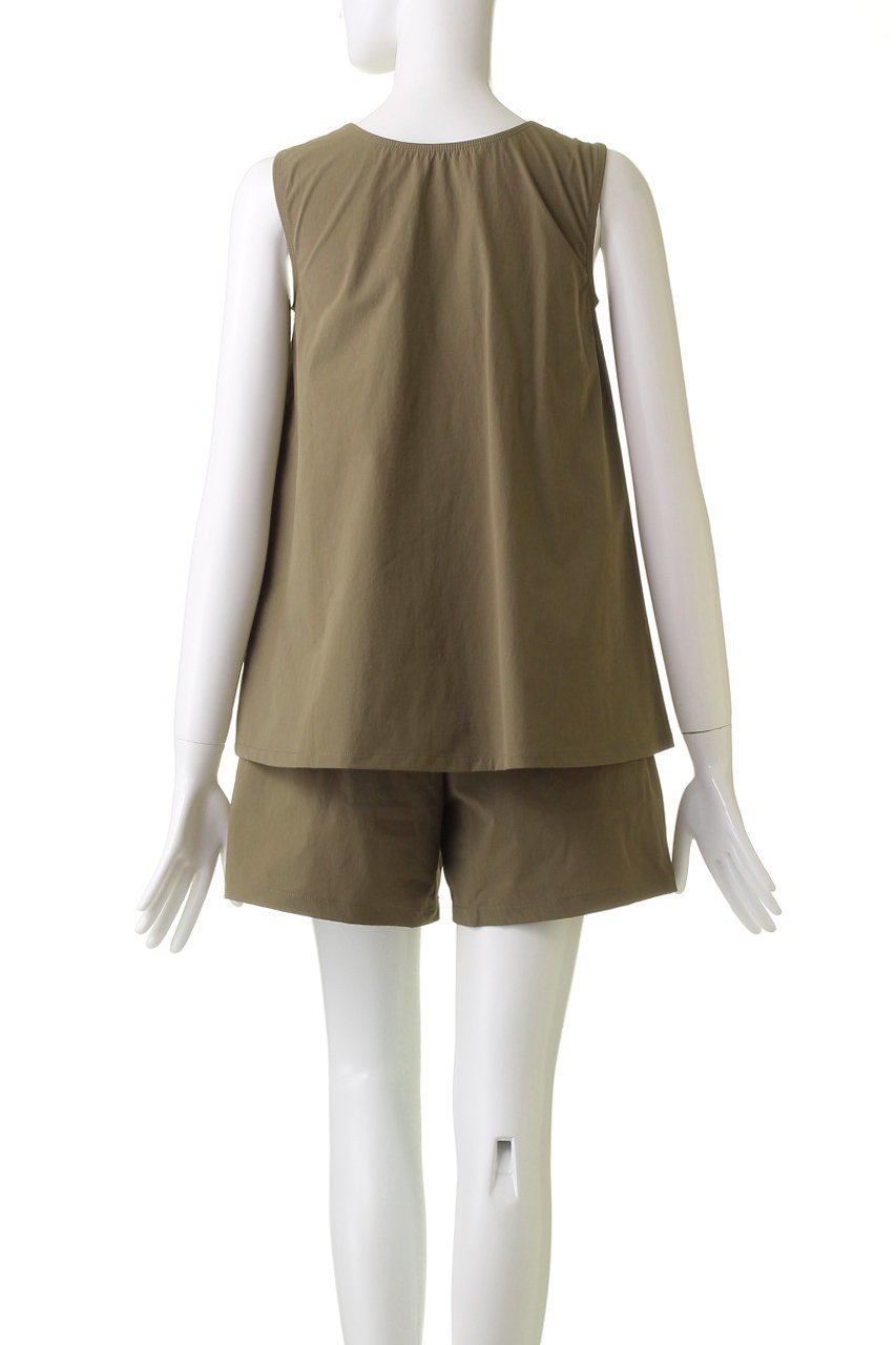 【レイール/Reir】の【Ungrid】タンキニ 無地 人気、トレンドファッション・服の通販 founy(ファニー) 　ファッション　Fashion　レディースファッション　Fashion for Women　トップス・カットソー　Cut & Sew Tops　キャミソール&ノースリーブ　Camisoles & Sleeveless Tops　シャツ・ブラウス・オフィスカジュアル　Elegant Blouses & Button-Ups　おすすめ　Recommended / Our Picks　ショーツ　Shorts, Short Pants　ストレッチ　Stretch, Stretchy Fabric　センター　Center, Center Line　ノースリーブ　Sleeveless, No-Sleeve　フィット　Fit, Slim Fit　ポケット　Pocket, Pocket Detail　水着　Swimsuit, Swimwear　無地　Plain, Solid Color　other-4|ID: prp329100003881352 ipo3291000000031378295