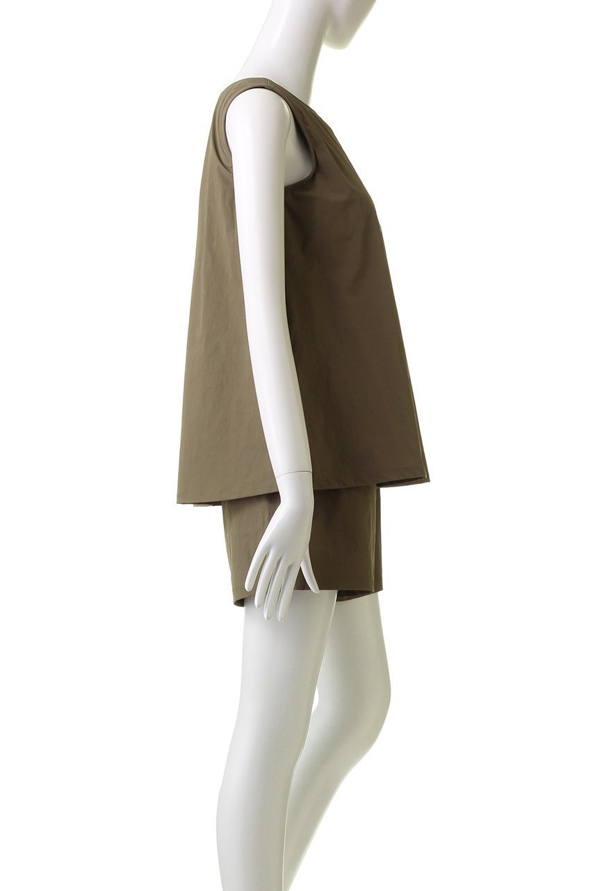 【レイール/Reir】の【Ungrid】タンキニ 無地 人気、トレンドファッション・服の通販 founy(ファニー) 　ファッション　Fashion　レディースファッション　Fashion for Women　トップス・カットソー　Cut & Sew Tops　キャミソール&ノースリーブ　Camisoles & Sleeveless Tops　シャツ・ブラウス・オフィスカジュアル　Elegant Blouses & Button-Ups　おすすめ　Recommended / Our Picks　ショーツ　Shorts, Short Pants　ストレッチ　Stretch, Stretchy Fabric　センター　Center, Center Line　ノースリーブ　Sleeveless, No-Sleeve　フィット　Fit, Slim Fit　ポケット　Pocket, Pocket Detail　水着　Swimsuit, Swimwear　無地　Plain, Solid Color　other-3|ID: prp329100003881352 ipo3291000000036691368