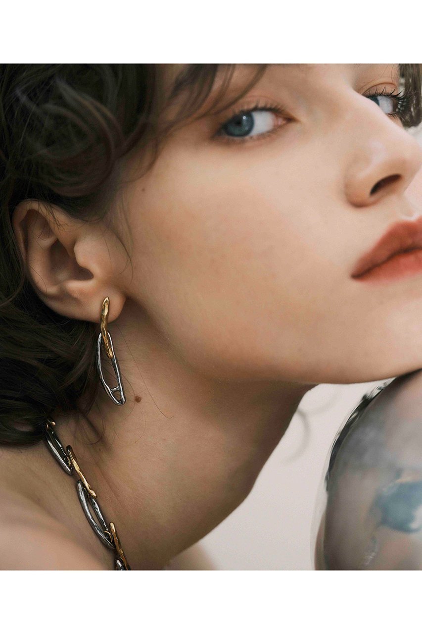 【アデル ビジュー/ADER bijoux】のBATEAUX bi-color ピアス 人気、トレンドファッション・服の通販 founy(ファニー) 　ファッション　Fashion　レディースファッション　Fashion for Women　ジュエリー　Jewelry　ファッションリング　Fashion Rings　イヤリング・フープ・ドロップタイプ　Hoop, Drop & Clip Earrings　イヤリング　Earrings　シルバー　Silver, Metallic Silver　スタイリッシュ　Stylish, Fashionable　チェーン　Chain, Chain Strap　フォルム　Silhouette, Form　定番　Standard, Basic Item　other-2|ID: prp329100003882720 ipo3291000000031378117