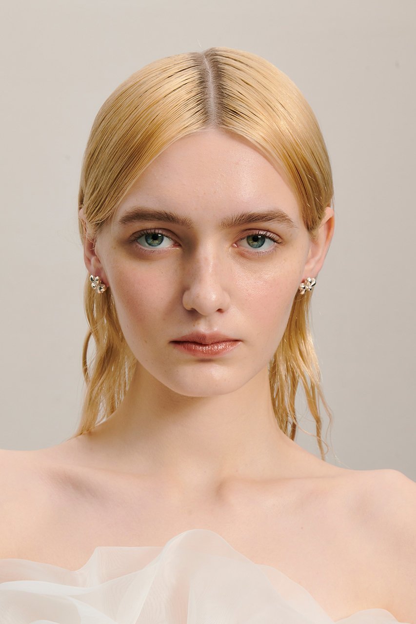 【メゾンドパルス/MAISON DPULSE】のflower charm ピアス 人気、トレンドファッション・服の通販 founy(ファニー) 　ファッション　Fashion　レディースファッション　Fashion for Women　ジュエリー　Jewelry　ファッションリング　Fashion Rings　イヤリング・フープ・ドロップタイプ　Hoop, Drop & Clip Earrings　おすすめ　Recommended / Our Picks　イヤリング　Earrings　チャーム　Charm, Pendant　バルーン　Balloon, Balloon Silhouette　フラワー　Flower, Floral　モチーフ　Motif, Design Theme　other-3|ID: prp329100003883896 ipo3291000000035762059