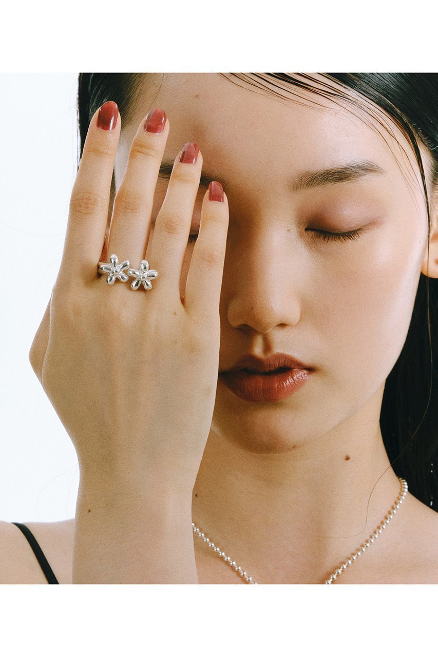 【メゾンドパルス/MAISON DPULSE】のflower charm リング 人気、トレンドファッション・服の通販 founy(ファニー) 　ファッション　Fashion　レディースファッション　Fashion for Women　ジュエリー　Jewelry　おすすめ　Recommended / Our Picks　エレガント 上品　Elegant　チャーム　Charm, Pendant　バルーン　Balloon, Balloon Silhouette　フラワー　Flower, Floral　モチーフ　Motif, Design Theme　other-2|ID: prp329100003883899 ipo3291000000035762073