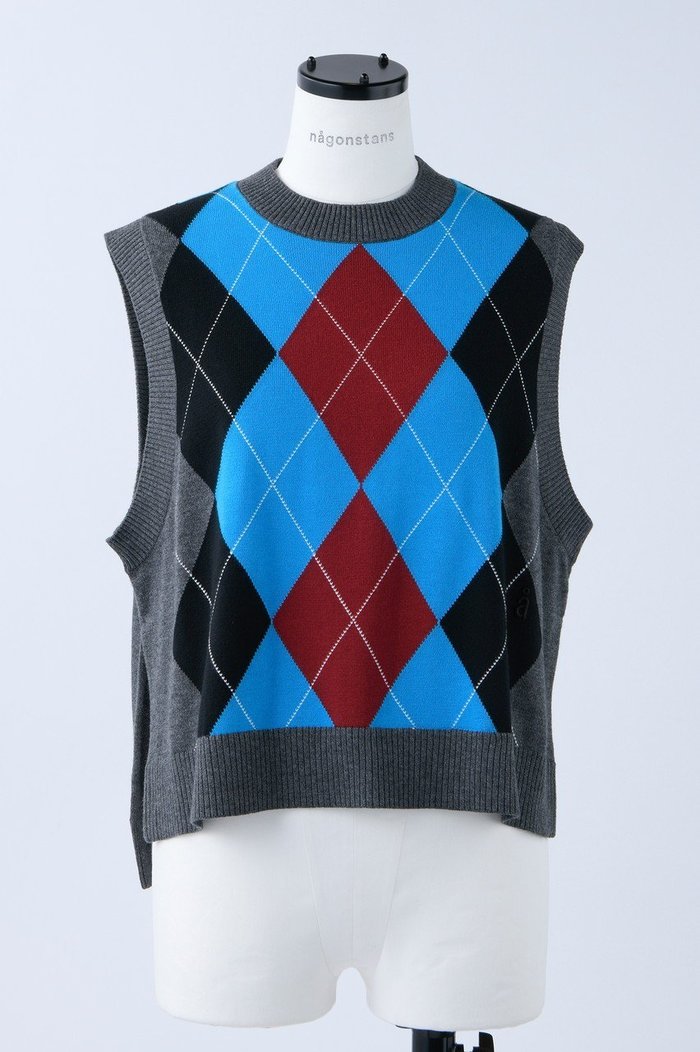 【ナゴンスタンス/nagonstans】のカレッジベスト(Stone) インテリア・キッズ・メンズ・レディースファッション・服の通販 founy(ファニー) https://founy.com/ ファッション Fashion レディースファッション Fashion for Women トップス・カットソー Cut & Sew Tops ニット Knit Tops & Sweaters ベスト&ジレ / 重ね着スタイル Vests & Gilets カジュアルプルオーバー・ニットトップス Pullovers & Knit Tops / Casual Pullovers おすすめ Recommended / Our Picks ベスト Vest, Waistcoat |ID: prp329100003883964 ipo3291000000036224529