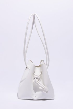 【ジ アートオブキャリング/THE ART OF CARRYING】 ポーチ人気、トレンドファッション・服の通販 founy(ファニー) ファッション Fashion レディースファッション Fashion for Women ポーチ&ミニバッグ Pouches & Mini Bags なめらか Smooth, Silky Texture ショルダー Shoulder, Shoulder Strap バランス Balance, Style Balance ポーチ Pouch, Small Case 再入荷 Restock / Back in Stock 巾着 Drawstring Bag, Kinchaku |ID:prp329100003883972