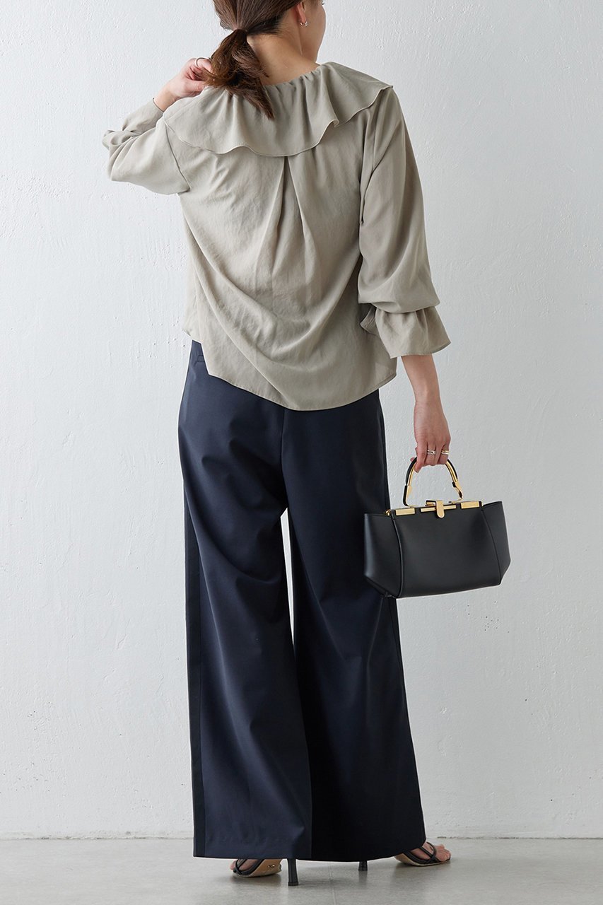 【ガリャルダガランテ/GALLARDAGALANTE】のラッフルカラーブラウス 人気、トレンドファッション・服の通販 founy(ファニー) 　ファッション　Fashion　レディースファッション　Fashion for Women　トップス・カットソー　Cut & Sew Tops　シャツ・ブラウス・オフィスカジュアル　Elegant Blouses & Button-Ups　なめらか　Smooth, Silky Texture　クラシカル　Classical, Vintage-Inspired　スリーブ　Sleeve, Long Sleeve / Short Sleeve　ドレープ　Drape, Draping Fabric　フリル　Frill, Ruffle　ロング　Long, Long-Length　再入荷　Restock / Back in Stock　other-7|ID: prp329100003883990 ipo3291000000034826024