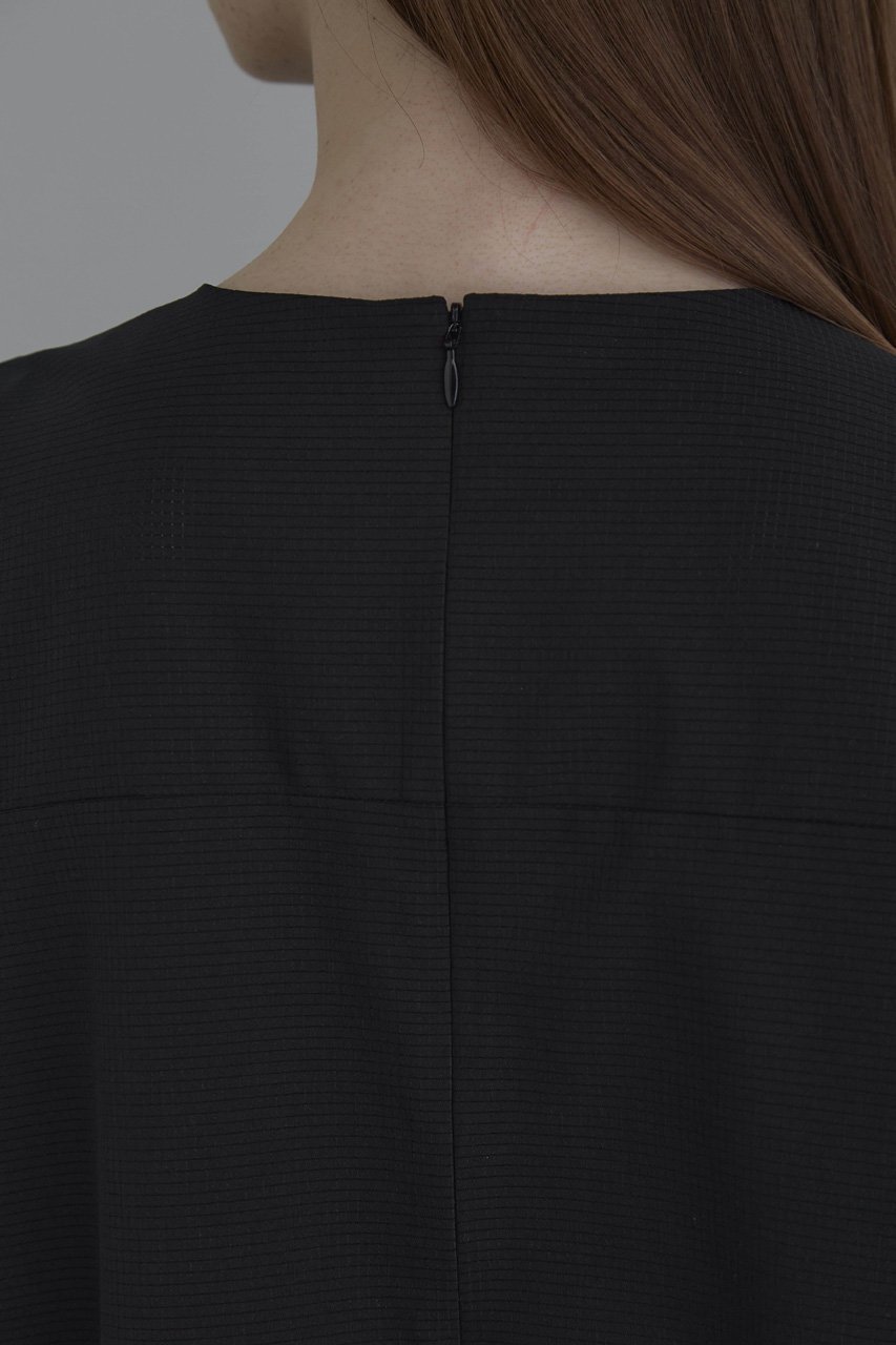 【ル フィル/LE PHIL】のクールドットサッカーブラウス 人気、トレンドファッション・服の通販 founy(ファニー) 　ファッション　Fashion　レディースファッション　WOMEN　トップス・カットソー　Tops/Tshirt　シャツ/ブラウス　Shirts/Blouses　おすすめ　Recommend　コンパクト　Compact　ストレッチ　Stretch　スポーツ　Sports　スリーブ　Sleeve　タフタ　Taffeta　ドット　Dot　フリル　Frills　ボトム　Bottom　ロング　Long　other-5|ID: prp329100003884055 ipo3291000000031328706