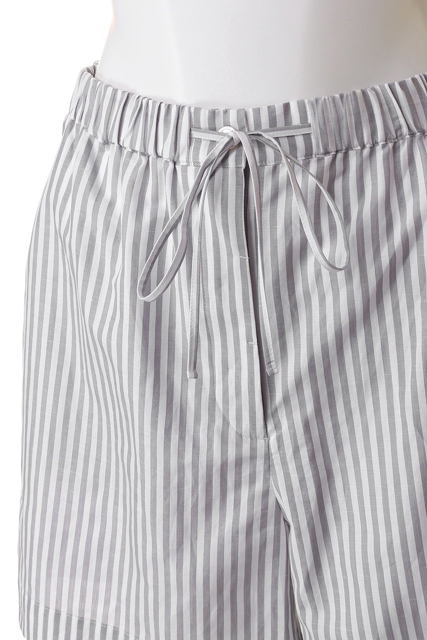 【エブール/ebure】の【Living】コットンリネンストライプ イージーショートパンツ 人気、トレンドファッション・服の通販 founy(ファニー) 　ファッション　Fashion　レディースファッション　Fashion for Women　パンツ　Pants & Trousers　ショートパンツ・ハーフパンツ　High-Waisted & Relaxed Shorts　おすすめ　Recommended / Our Picks　イタリア　Italy　カットソー　Cut and Sewn Top　ショート　Short, Short Length　セットアップ　Set-Up, Coordinated Outfit　フロント　Front, Front Design　リネン　Linen, Linen Fabric　リラックス　Relax, Relaxed Fit　旅行　Travel　other-5|ID: prp329100003890814 ipo3291000000032906763