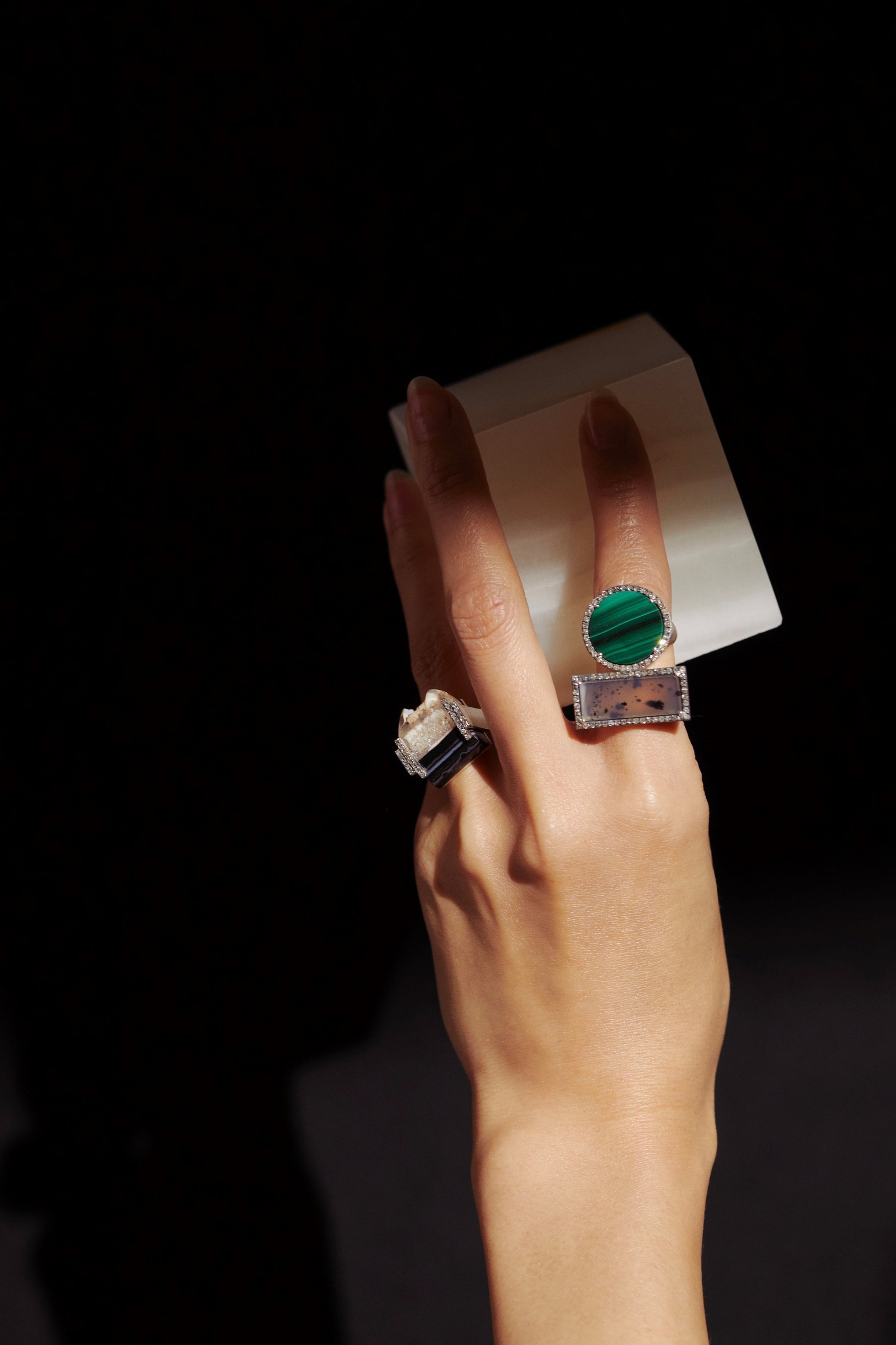 【アドリン ヒュー/Adlin Hue】のMalachite Canan リング 人気、トレンドファッション・服の通販 founy(ファニー) 　ファッション　Fashion　レディースファッション　WOMEN　シェイプ　Shape　ストーン　Stone　モダン　Modern　other-2|ID: prp329100003892477 ipo3291000000031375845