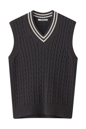 【スローン/SLOANE】の5Gチルデン ポリエステル×コットン Vネックベスト 人気、トレンドファッション・服の通販 founy(ファニー) ファッション Fashion レディースファッション Fashion for Women トップス・カットソー Cut & Sew Tops ニット Knit Tops & Sweaters ベスト&ジレ / 重ね着スタイル Vests & Gilets カジュアルプルオーバー・ニットトップス Pullovers & Knit Tops / Casual Pullovers Vネックトップス V-Neck Tops / V-Cut Neckline Shirts スポーティ Sporty, Casual Athletic ベスト Vest, Waistcoat エレガント 上品 Elegant 軽量 Lightweight, Ultra Light |ID:prp329100003898847