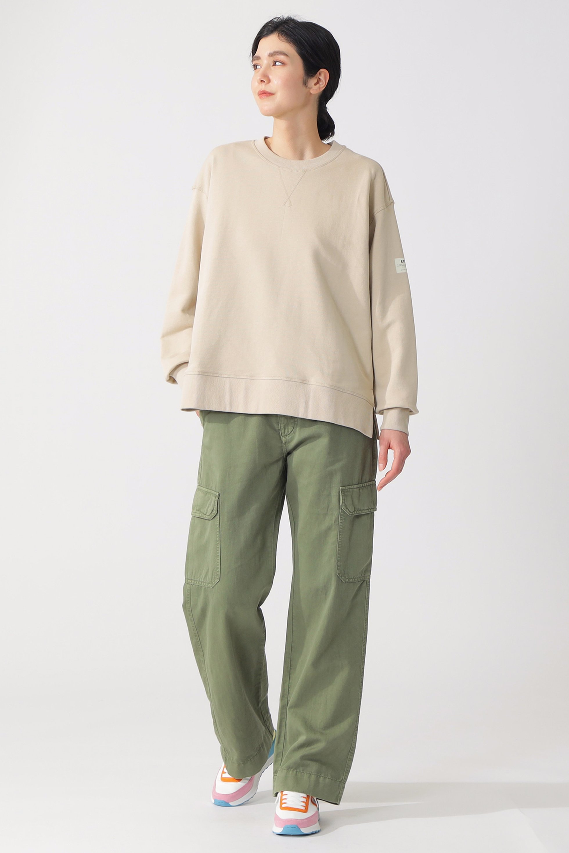 【エコアルフ/ECOALF】のMOSS BECAUSE スウェット 人気、トレンドファッション・服の通販 founy(ファニー) 　ファッション　Fashion　レディースファッション　Fashion for Women　トップス・カットソー　Cut & Sew Tops　シャツ・ブラウス・オフィスカジュアル　Elegant Blouses & Button-Ups　レディースパーカー・カジュアルフーディー　Casual Hoodies & Sweatshirts　ロングTシャツ・Tシャツ　Longline T-Shirts & Tees　スウェット・クルーネックトップス　Sweatshirts & Crewnecks / Relaxed Fit Sweat Tops　カットソー・ベーシックTシャツ　Cut-and-Sewn Tops / Stretch Tees & Basics　コレクション　Collection, Seasonal Line　スウェット / スエット　Sweatshirt, Sweatwear　トレンド　Trend, Trending Now　プリント　Print, Printed Pattern　リラックス　Relax, Relaxed Fit　other-5|ID: prp329100003899053 ipo3291000000034954531