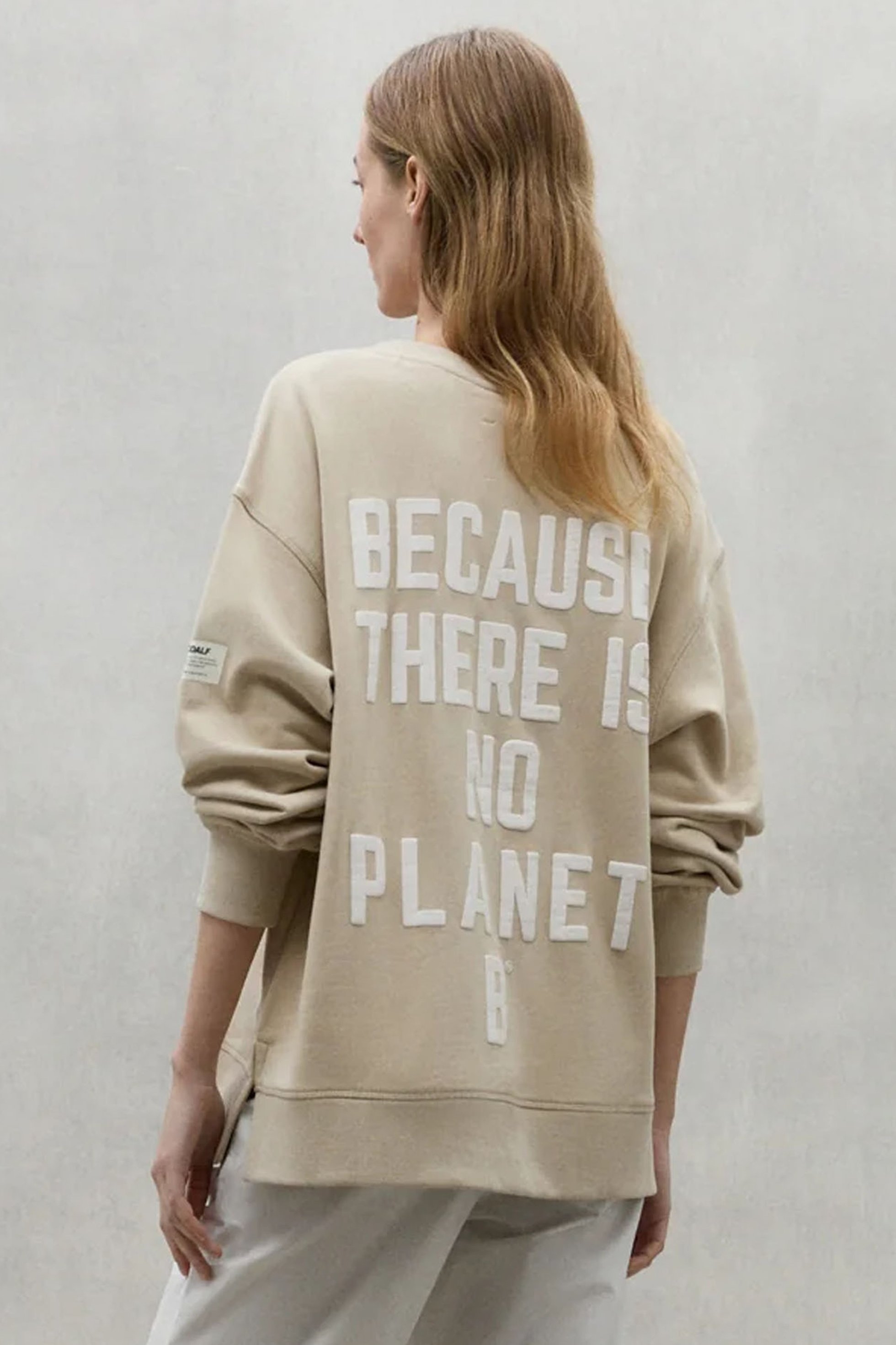 【エコアルフ/ECOALF】のMOSS BECAUSE スウェット 人気、トレンドファッション・服の通販 founy(ファニー) 　ファッション　Fashion　レディースファッション　Fashion for Women　トップス・カットソー　Cut & Sew Tops　シャツ・ブラウス・オフィスカジュアル　Elegant Blouses & Button-Ups　レディースパーカー・カジュアルフーディー　Casual Hoodies & Sweatshirts　ロングTシャツ・Tシャツ　Longline T-Shirts & Tees　スウェット・クルーネックトップス　Sweatshirts & Crewnecks / Relaxed Fit Sweat Tops　カットソー・ベーシックTシャツ　Cut-and-Sewn Tops / Stretch Tees & Basics　コレクション　Collection, Seasonal Line　スウェット / スエット　Sweatshirt, Sweatwear　トレンド　Trend, Trending Now　プリント　Print, Printed Pattern　リラックス　Relax, Relaxed Fit　other-6|ID: prp329100003899053 ipo3291000000034954536