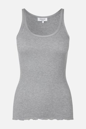 【ロサムンド/ROSEMUNDE】のシンプル タンクトップ シルクコットン 人気、トレンドファッション・服の通販 founy(ファニー) ファッション Fashion レディースファッション Fashion for Women トップス・カットソー Cut & Sew Tops キャミソール&ノースリーブ Camisoles & Sleeveless Tops シャツ・ブラウス・オフィスカジュアル Elegant Blouses & Button-Ups ロングTシャツ・Tシャツ Longline T-Shirts & Tees カットソー・ベーシックTシャツ Cut-and-Sewn Tops / Stretch Tees & Basics キャミソール Camisole, Spaghetti Strap Top シルク Silk, 100% Silk シンプル Simple, Minimal タンク Tank Top, Sleeveless Top フィット Fit, Slim Fit ホールガーメント WholeGarment, Seamless Knit 冬 Winter / This Winter 夏 Summer |ID:prp329100003909952