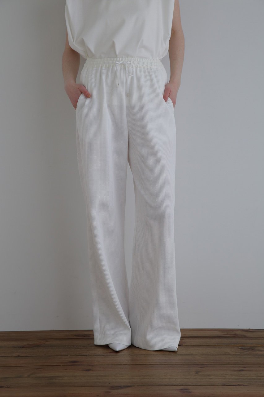 【ル フィル/LE PHIL】のテックワッフルパンツ 人気、トレンドファッション・服の通販 founy(ファニー) 　ファッション　Fashion　レディースファッション　Fashion for Women　パンツ　Pants & Trousers　サテン　Satin, Glossy Fabric　ベーシック　Basic, Essential　ワイド　Wide, Wide Fit　ワッフル　Waffle, Waffle Knit　other-2|ID: prp329100003914195 ipo3291000000032819507