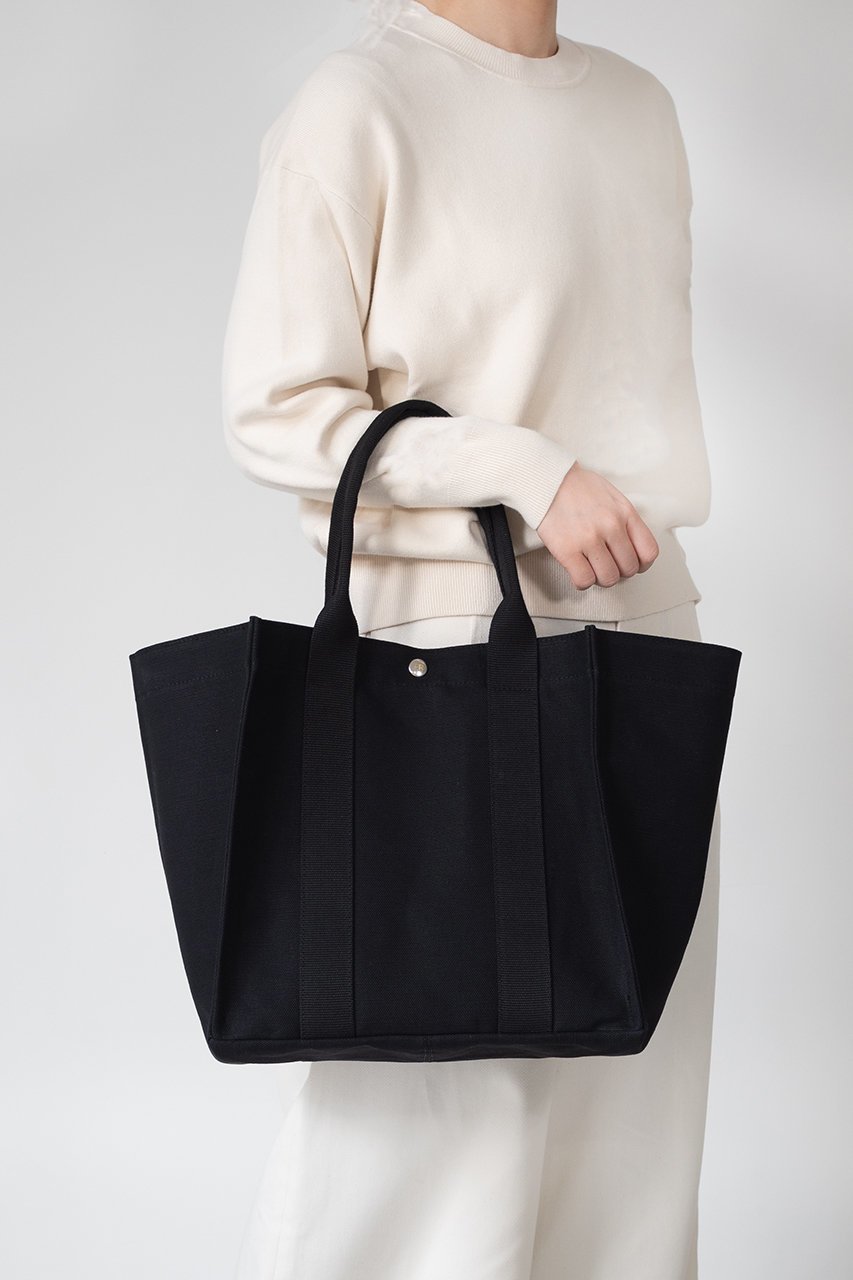 【フランソワレニエ/FRANCOIS RENIER】のPLATO ミディアムトート 人気、トレンドファッション・服の通販 founy(ファニー) 　ファッション　Fashion　レディースファッション　Fashion for Women　バッグ　Bags　シンプル　Simple, Minimal　ジャケット　Jacket, Outerwear　スクエア　Square, Square Shape　トレンド　Trend, Trending Now　定番　Standard, Basic Item　ビジネス 仕事 通勤　Business / Work / Commuting　other-2|ID: prp329100003915449 ipo3291000000035105727