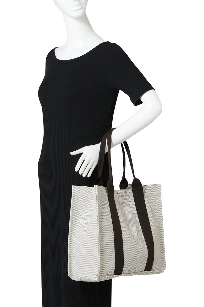 【フランソワレニエ/FRANCOIS RENIER】のCHEVRONA トート 人気、トレンドファッション・服の通販 founy(ファニー) 　ファッション　Fashion　レディースファッション　Fashion for Women　バッグ　Bags　クラシック　Classic, Timeless Style　モダン　Modern, Contemporary　other-3|ID: prp329100003915450 ipo3291000000032795462