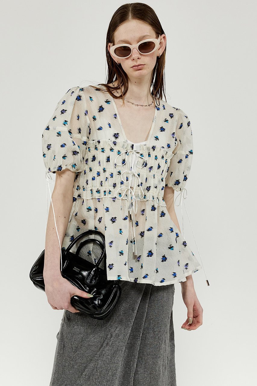 【メゾンスペシャル/MAISON SPECIAL】のFlower Jacquard 2way Puff Sleeve Tops/フラワージャガード2WAYパフトップ 人気、トレンドファッション・服の通販 founy(ファニー) 　ファッション　Fashion　レディースファッション　Fashion for Women　トップス・カットソー　Cut & Sew Tops　シャツ・ブラウス・オフィスカジュアル　Elegant Blouses & Button-Ups　おすすめ　Recommended / Our Picks　ガーリー　Girly, Feminine Style　シアー　Sheer, See-Through　ショート　Short, Short Length　スリーブ　Sleeve, Long Sleeve / Short Sleeve　セットアップ　Set-Up, Coordinated Outfit　デニム　Denim, Jeans Material　other-7|ID: prp329100003917316 ipo3291000000032905438