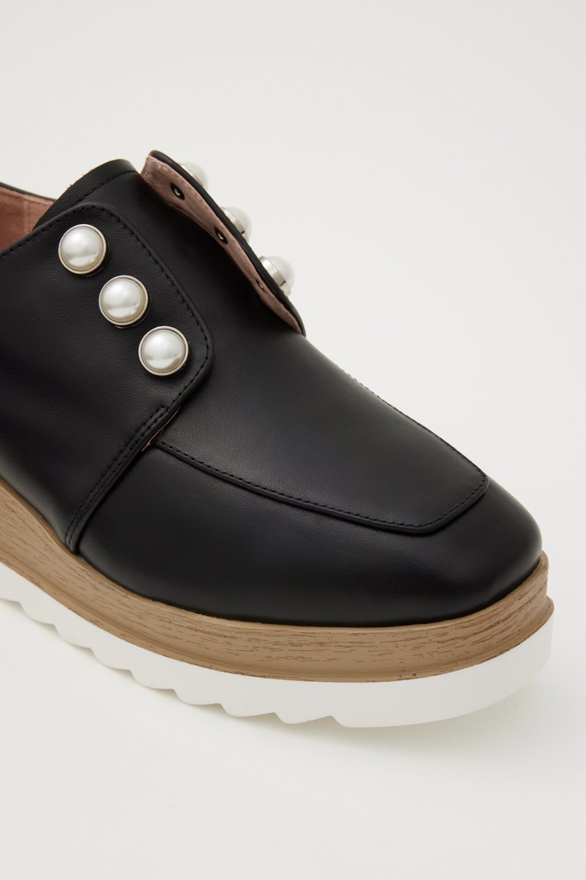【スタッカート/STACCATO】のメイジーパールプラットフォーム 人気、トレンドファッション・服の通販 founy(ファニー) 　ファッション　Fashion　レディースファッション　WOMEN　ウッド　Wood　シューズ　Shoes　シルバー　Silver　パール　Pearl　モチーフ　Motif　エレガント 上品　Elegant　人気　Popularity　再入荷　Restock/Back In Stock/Re Arrival　厚底　Platforms　定番　Standard　軽量　Lightweight　other-7|ID: prp329100003918611 ipo3291000000031356159