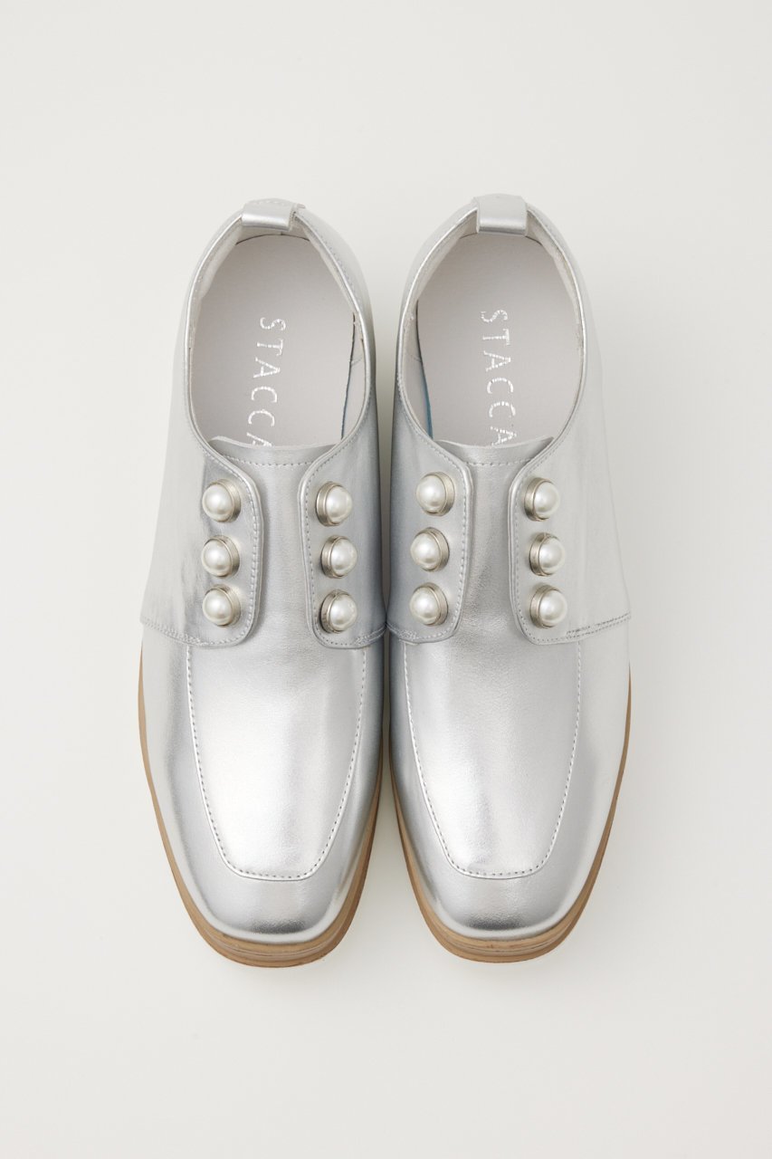 【スタッカート/STACCATO】のメイジーパールプラットフォーム 人気、トレンドファッション・服の通販 founy(ファニー) 　ファッション　Fashion　レディースファッション　Fashion for Women　ウッド　Wooden Design　シューズ　Shoes, Footwear　シルバー　Silver, Metallic Silver　パール　Pearl, Pearl Accent　モチーフ　Motif, Design Theme　エレガント 上品　Elegant　厚底　Platform Shoes　定番　Standard, Basic Item　新作・新入荷　New Arrivals / New In　軽量　Lightweight, Ultra Light　other-3|ID: prp329100003918611 ipo3291000000034219591