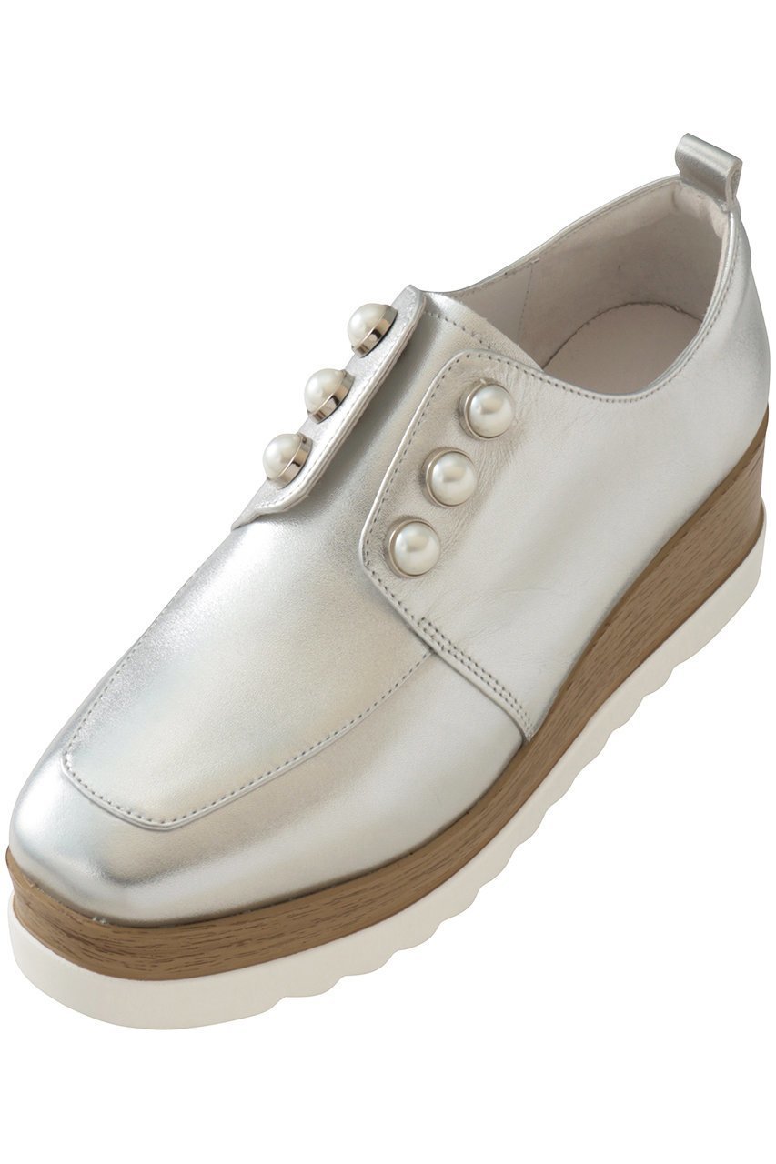 【スタッカート/STACCATO】のメイジーパールプラットフォーム インテリア・キッズ・メンズ・レディースファッション・服の通販 founy(ファニー) 　ファッション　Fashion　レディースファッション　Fashion for Women　ウッド　Wooden Design　シューズ　Shoes, Footwear　シルバー　Silver, Metallic Silver　パール　Pearl, Pearl Accent　フラット　Flat, Flat Shoes　モチーフ　Motif, Design Theme　エレガント 上品　Elegant　厚底　Platform Shoes　定番　Standard, Basic Item　軽量　Lightweight, Ultra Light　シルバー|ID: prp329100003918611 ipo3291000000036866044