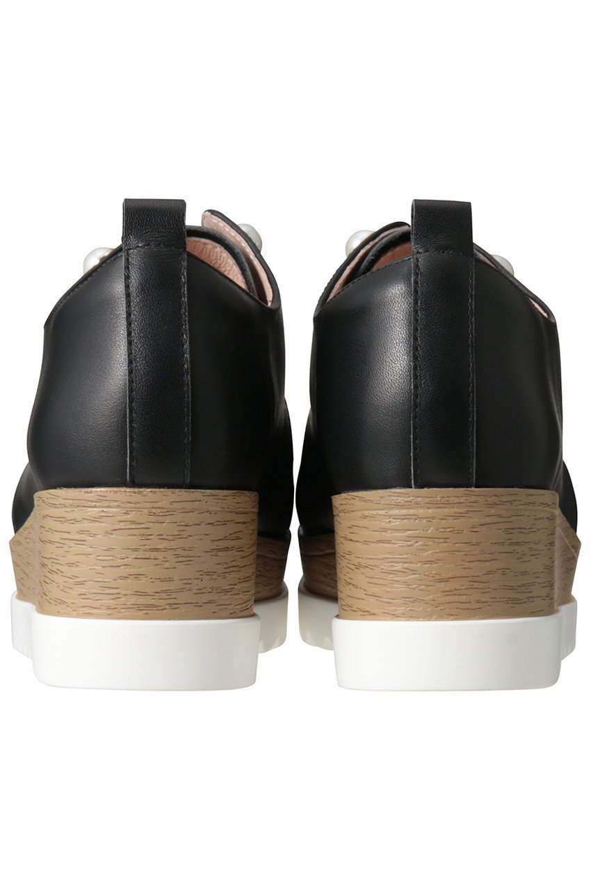 【スタッカート/STACCATO】のメイジーパールプラットフォーム 人気、トレンドファッション・服の通販 founy(ファニー) 　ファッション　Fashion　レディースファッション　Fashion for Women　ウッド　Wooden Design　シューズ　Shoes, Footwear　シルバー　Silver, Metallic Silver　パール　Pearl, Pearl Accent　フラット　Flat, Flat Shoes　モチーフ　Motif, Design Theme　エレガント 上品　Elegant　厚底　Platform Shoes　定番　Standard, Basic Item　軽量　Lightweight, Ultra Light　other-4|ID: prp329100003918611 ipo3291000000036866047