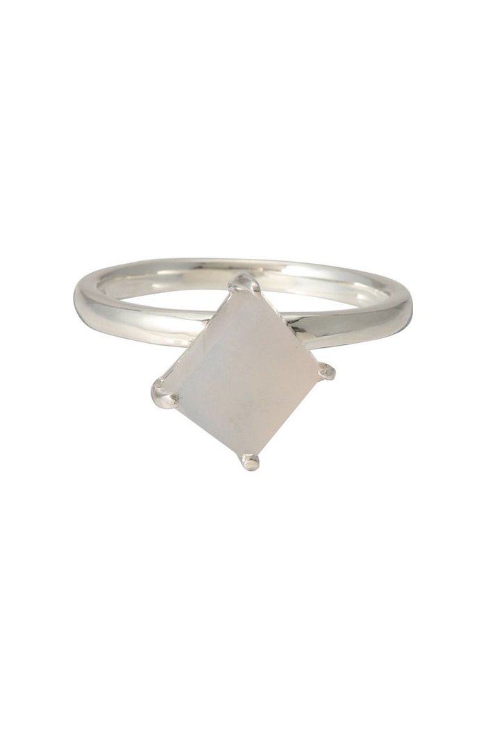 【アドリン ヒュー/Adlin Hue】の【REMELRIC】IVI リング インテリア・キッズ・メンズ・レディースファッション・服の通販 founy(ファニー) https://founy.com/ ファッション Fashion レディースファッション Fashion for Women ジュエリー Jewelry カッティング Cutting Detail シルバー Silver, Metallic Silver ストーン Stone, Gem-Like ワンポイント One Point, Statement Accent |ID: prp329100003919964 ipo3291000000036147910