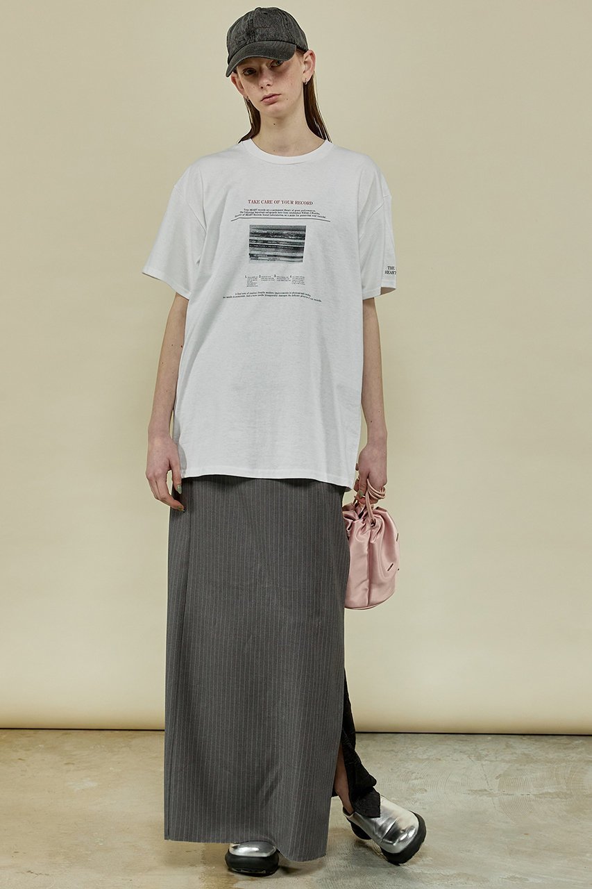 【メゾンスペシャル/MAISON SPECIAL】のRecord Photo Print T-shirt/Record PhotoプリントTシャツ 大人の最旬トレンドファッション＆コーディネート founy(ファウニー) 　ファッション　Fashion　レディースファッション　Fashion for Women　トップス・カットソー　Cut & Sew Tops　シャツ・ブラウス・オフィスカジュアル　Elegant Blouses & Button-Ups　ロングTシャツ・Tシャツ　Longline T-Shirts & Tees　カットソー・ベーシックTシャツ　Cut-and-Sewn Tops / Stretch Tees & Basics　おすすめ　Recommended / Our Picks　グラフィック　Graphic, Graphic Design　ショート　Short, Short Length　スリーブ　Sleeve, Long Sleeve / Short Sleeve　プリント　Print, Printed Pattern　ボトム　Bottoms, Lower Wear　ロング　Long, Long-Length　other-5|ID: prp329100003921176 ipo3291000000036986404