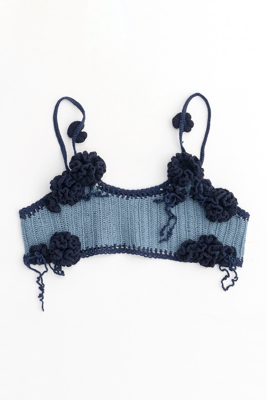 【メゾンスペシャル/MAISON SPECIAL】のFlower Pattern Motif Bustier/フラワーモチーフビスチェ インテリア・キッズ・メンズ・レディースファッション・服の通販 founy(ファウニー) 　ファッション　Fashion　レディースファッション　Fashion for Women　トップス・カットソー　Cut & Sew Tops　キャミソール&ノースリーブ　Camisoles & Sleeveless Tops　シャツ・ブラウス・オフィスカジュアル　Elegant Blouses & Button-Ups　ビスチェ　Bustiers & Corset Tops / Layered Bustier Style　花柄・フラワープリント・モチーフ　Floral Prints & Motifs / Flower Pattern Tops　コンパクト　Compact, Small Size　ノースリーブ　Sleeveless, No-Sleeve　モチーフ　Motif, Design Theme　手編み　Hand-Knitted, Handmade Knit　BLU(ブルー)|ID: prp329100003921191 ipo3291000000036725012