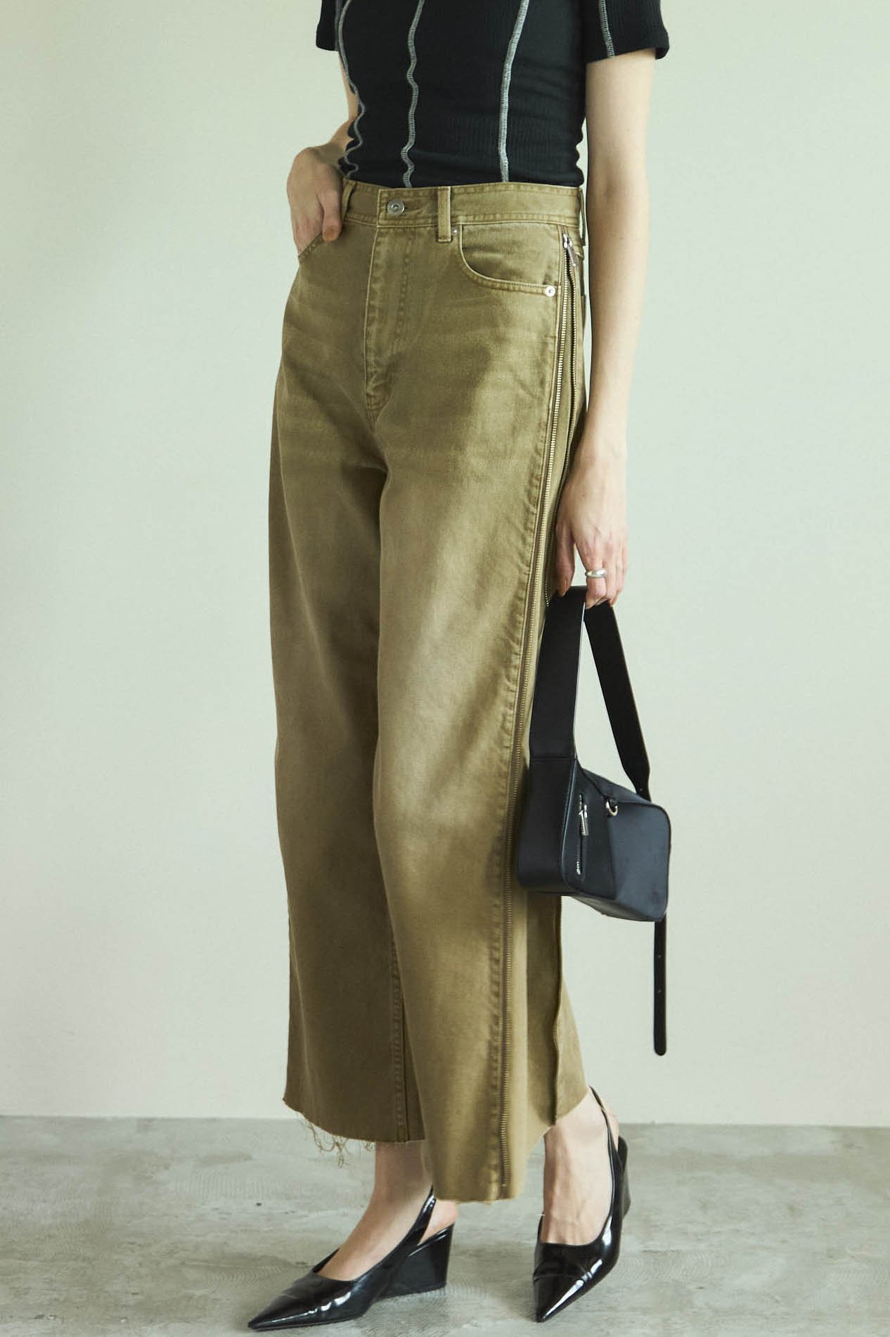 【メゾンスペシャル/MAISON SPECIAL】のSide Long Zip Denim/サイドロングジップデニム インテリア・キッズ・メンズ・レディースファッション・服の通販 founy(ファニー) 　ファッション　Fashion　レディースファッション　Fashion for Women　パンツ　Pants & Trousers　デニムパンツ・ジーンズ・美脚デニム　Denim Jeans & Pants　シンプル　Simple, Minimal　デニム　Denim, Jeans Material　フレア　Flare, Flared　ロング　Long, Long-Length　BRN(ブラウン)|ID: prp329100003921200 ipo3291000000035670818