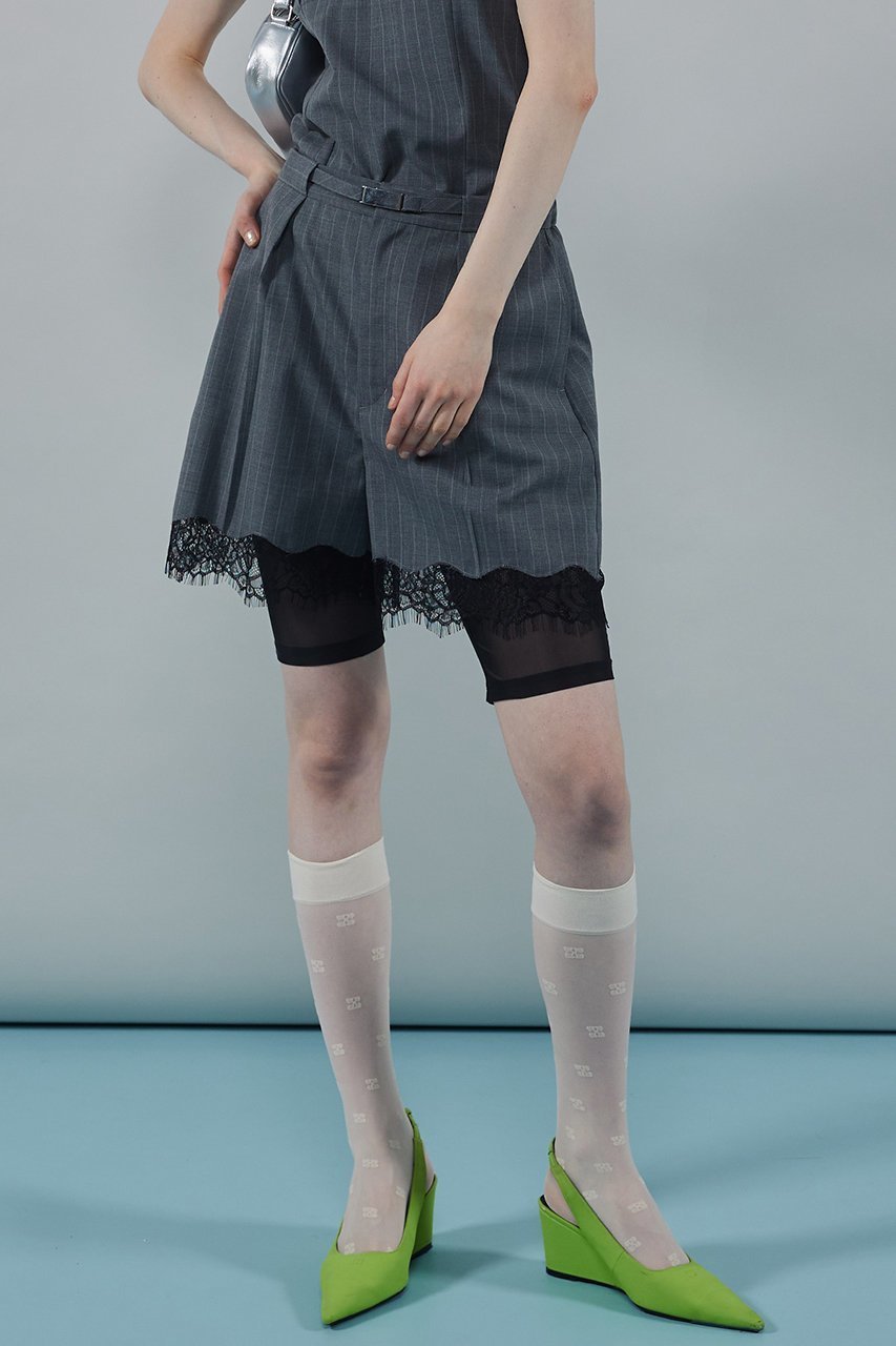 【メゾンスペシャル/MAISON SPECIAL】のPinstripe Lace Shorts/ピンストライプレースショートパンツ 人気、トレンドファッション・服の通販 founy(ファニー) 　ファッション　Fashion　レディースファッション　Fashion for Women　パンツ　Pants & Trousers　ショートパンツ・ハーフパンツ　High-Waisted & Relaxed Shorts　おすすめ　Recommended / Our Picks　キャミソール　Camisole, Spaghetti Strap Top　ショート　Short, Short Length　ストライプ　Stripe, Striped Pattern　スラックス　Slacks, Dress Pants　スーツ　Suit, Formalwear　セットアップ　Set-Up, Coordinated Outfit　メタル　Metal, Metal Parts　レース　Lace, Lace Fabric　ロンパース　Romper, Jumpsuit　other-8|ID: prp329100003921211 ipo3291000000035693481
