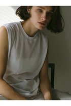 【エトレトウキョウ/ETRE TOKYO】のノースリーブシアープルオーバー 人気、トレンドファッション・服の通販 founy(ファニー) ファッション Fashion レディースファッション Fashion for Women トップス・カットソー Cut & Sew Tops キャミソール&ノースリーブ Camisoles & Sleeveless Tops シャツ・ブラウス・オフィスカジュアル Elegant Blouses & Button-Ups ロングTシャツ・Tシャツ Longline T-Shirts & Tees カジュアルプルオーバー・ニットトップス Pullovers & Knit Tops / Casual Pullovers カットソー・ベーシックTシャツ Cut-and-Sewn Tops / Stretch Tees & Basics キャミソール Camisole, Spaghetti Strap Top タンク Tank Top, Sleeveless Top トレンド Trend, Trending Now ドッキング Docking, Mixed Material リラックス Relax, Relaxed Fit thumbnail ホワイト|ID: prp329100003922304 ipo3291000000035935486