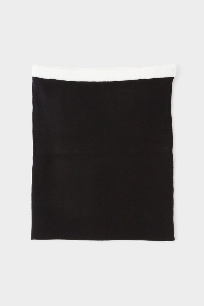 【ル フィル/LE PHIL】のニットビスチェ インテリア・キッズ・メンズ・レディースファッション・服の通販 founy(ファニー) https://founy.com/ ファッション Fashion レディースファッション Fashion for Women トップス・カットソー Cut & Sew Tops ニット Knit Tops & Sweaters キャミソール&ノースリーブ Camisoles & Sleeveless Tops シャツ・ブラウス・オフィスカジュアル Elegant Blouses & Button-Ups ロングTシャツ・Tシャツ Longline T-Shirts & Tees カットソー・ベーシックTシャツ Cut-and-Sewn Tops / Stretch Tees & Basics ビスチェ Bustiers & Corset Tops / Layered Bustier Style おすすめ Recommended / Our Picks インナー Innerwear キャミソール Camisole, Spaghetti Strap Top シンプル Simple, Minimal ジャケット Jacket, Outerwear ストレッチ Stretch, Stretchy Fabric タンク Tank Top, Sleeveless Top ビスチェ Bustier, Corset Top |ID: prp329100003922309 ipo3291000000036029063