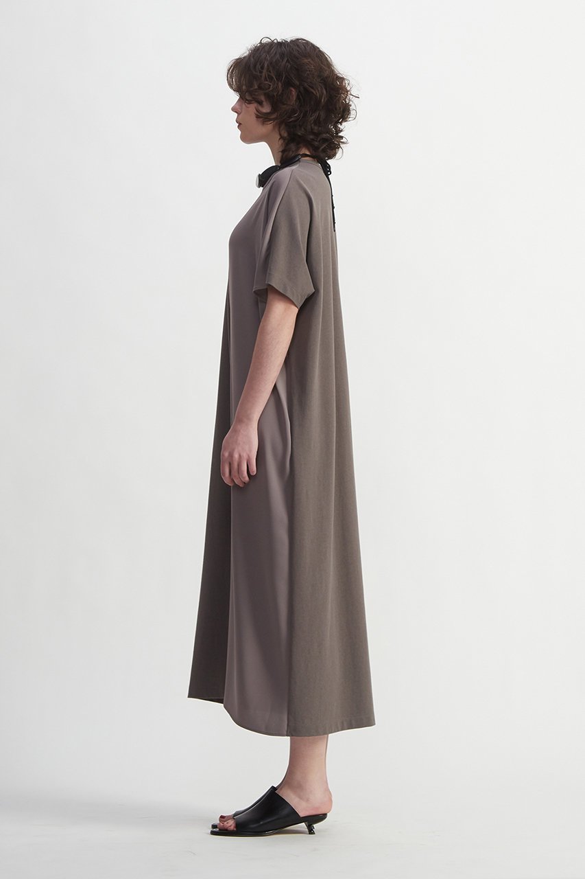 【プレインピープル/PLAIN PEOPLE】のヴィンテージレアルツイスト×サテン半袖ロングワンピース 人気、トレンドファッション・服の通販 founy(ファニー) 　ファッション　Fashion　レディースファッション　Fashion for Women　アウター　Coat / Outerwear Collection　ワンピース　Dresses　チュニック　Tunic Tops & Dresses　サテン　Satin, Glossy Fabric　シンプル　Simple, Minimal　チュニック　Tunic, Long Top　ツイル　Twist, Twisted Detail　ドッキング　Docking, Mixed Material　ドレープ　Drape, Draping Fabric　ロング　Long, Long-Length　半袖　Short Sleeve, Half Sleeve　other-3|ID: prp329100003922378 ipo3291000000033973662