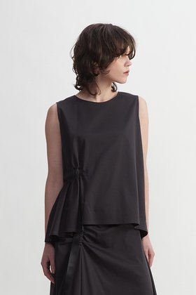 【プレインピープル/PLAIN PEOPLE】のsophiaサイドギャザーアシンメトリーカットソー 人気、トレンドファッション・服の通販 founy(ファニー) ファッション Fashion レディースファッション Fashion for Women トップス・カットソー Cut & Sew Tops キャミソール&ノースリーブ Camisoles & Sleeveless Tops シャツ・ブラウス・オフィスカジュアル Elegant Blouses & Button-Ups ロングTシャツ・Tシャツ Longline T-Shirts & Tees カットソー・ベーシックTシャツ Cut-and-Sewn Tops / Stretch Tees & Basics カットソー Cut and Sewn Top キャミソール Camisole, Spaghetti Strap Top ギャザー Gathered, Ruffled ショルダー Shoulder, Shoulder Strap シルケット Silket, Silky Cotton シンプル Simple, Minimal セットアップ Set-Up, Coordinated Outfit タンク Tank Top, Sleeveless Top ドレス Dress, One-Piece ペプラム Peplum, Flared Hem ランダム Random, Irregular リラックス Relax, Relaxed Fit |ID:prp329100003923353