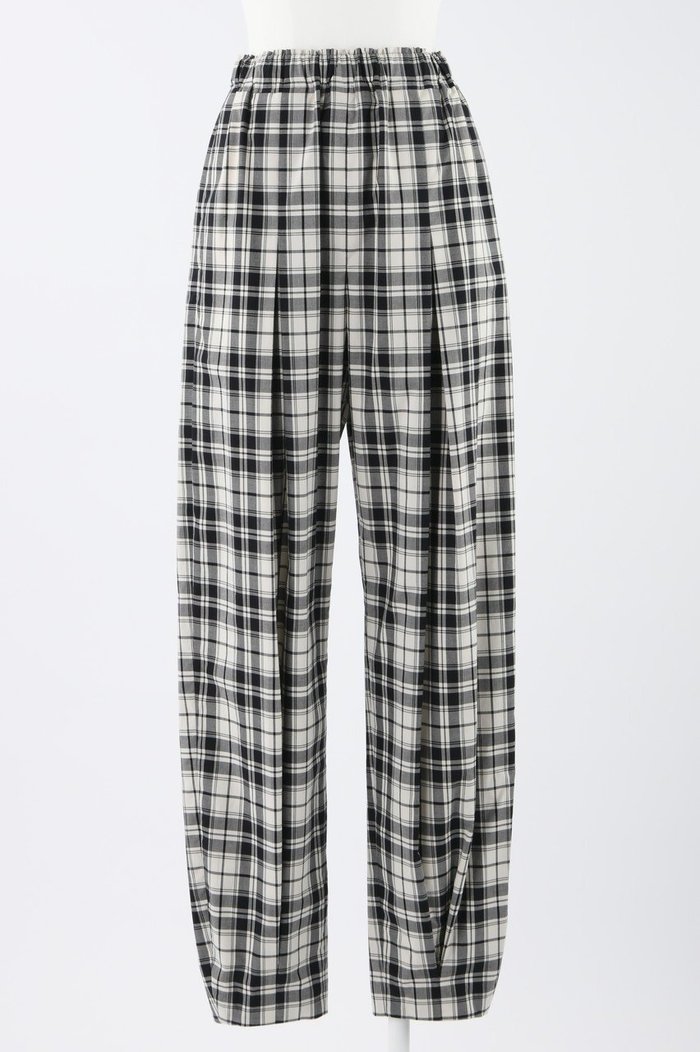 【エンフォルド/ENFOLD】のクラシカルチェック ドレープテーパード TR/トラウザー・パンツ インテリア・キッズ・メンズ・レディースファッション・服の通販 founy(ファニー) https://founy.com/ ファッション Fashion レディースファッション Fashion for Women パンツ Pants & Trousers クラシカル Classical, Vintage-Inspired チェック Check, Plaid, Tartan ドレープ Drape, Draping Fabric ベーシック Basic, Essential エレガント 上品 Elegant 夏 Summer |ID: prp329100003925746 ipo3291000000036751333