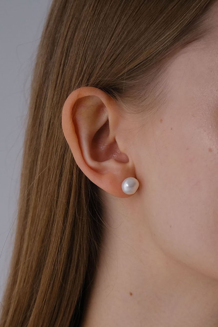 【ナチュラリジュエリ/NATURALI JEWELRY】のK10 ビーンズパール スタッドピアス 人気、トレンドファッション・服の通販 founy(ファニー) 　ファッション　Fashion　レディースファッション　Fashion for Women　ジュエリー　Jewelry　ファッションリング　Fashion Rings　イヤリング・フープ・ドロップタイプ　Hoop, Drop & Clip Earrings　イヤリング　Earrings　オーガニック　Organic Cotton　パール　Pearl, Pearl Accent　エレガント 上品　Elegant　other-2|ID: prp329100003927799 ipo3291000000031267241