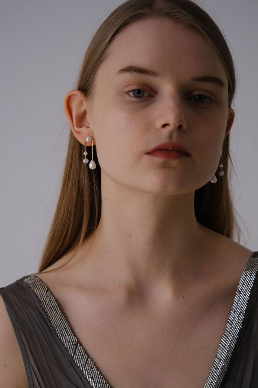 【ナチュラリジュエリ/NATURALI JEWELRY】のアシンメトリードロップ パールピアス 人気、トレンドファッション・服の通販 founy(ファニー) 　ファッション　Fashion　レディースファッション　Fashion for Women　ジュエリー　Jewelry　ファッションリング　Fashion Rings　イヤリング・フープ・ドロップタイプ　Hoop, Drop & Clip Earrings　アシンメトリー　Asymmetrical Style　イヤリング　Earrings　パール　Pearl, Pearl Accent　ランダム　Random, Irregular　エレガント 上品　Elegant　other-6|ID: prp329100003927807 ipo3291000000031330144