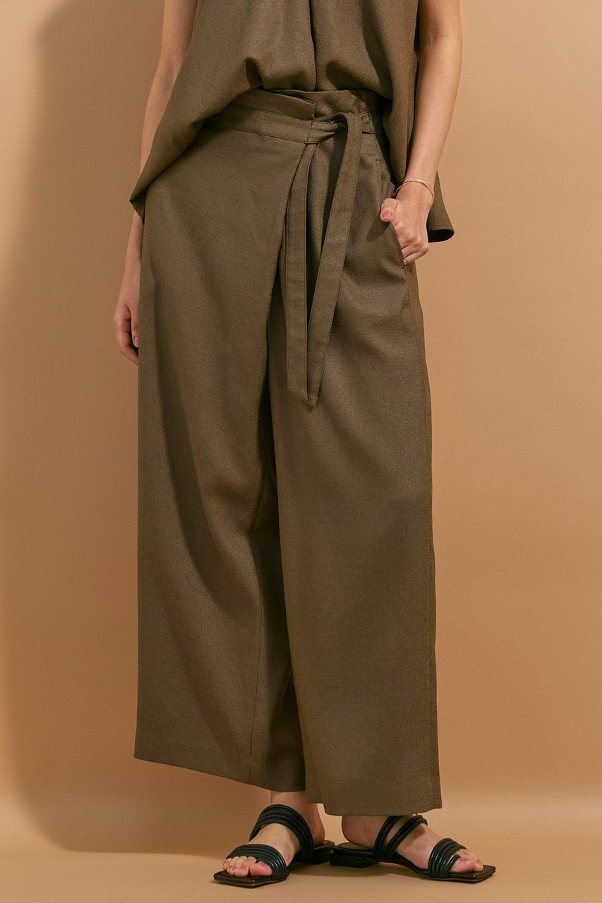 【ベイジ,/BEIGE,】のCAROLE(キャロル)/デザインパンツ 人気、トレンドファッション・服の通販 founy(ファニー) 　ファッション　Fashion　レディースファッション　Fashion for Women　パンツ　Pants & Trousers　おすすめ　Recommended / Our Picks　ストレッチ　Stretch, Stretchy Fabric　セットアップ　Set-Up, Coordinated Outfit　ラップ　Wrap, Wrap Design　リネン　Linen, Linen Fabric　リボン　Ribbon, Bow　ワイド　Wide, Wide Fit　other-7|ID: prp329100003932455 ipo3291000000036867267