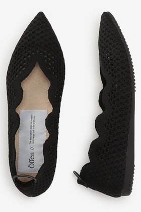【オッフェン/Offen】のpointed-SCALLOP MESH 人気、トレンドファッション・服の通販 founy(ファニー) ファッション Fashion レディースファッション Fashion for Women 春 Spring カッティング Cutting Detail クッション Cushion, Throw Pillow 軽量 Lightweight, Ultra Light シアー Sheer, See-Through シューズ Shoes, Footwear スカラップ Scallop, Scalloped Edge パイピング Piping, Trim Design フラット Flat, Flat Shoes メッシュ Mesh, Net Fabric S/S・春夏 SS, Spring/Summer, Warm Season 再入荷 Restock / Back in Stock おすすめ Recommended / Our Picks 夏 Summer |ID:prp329100003940294