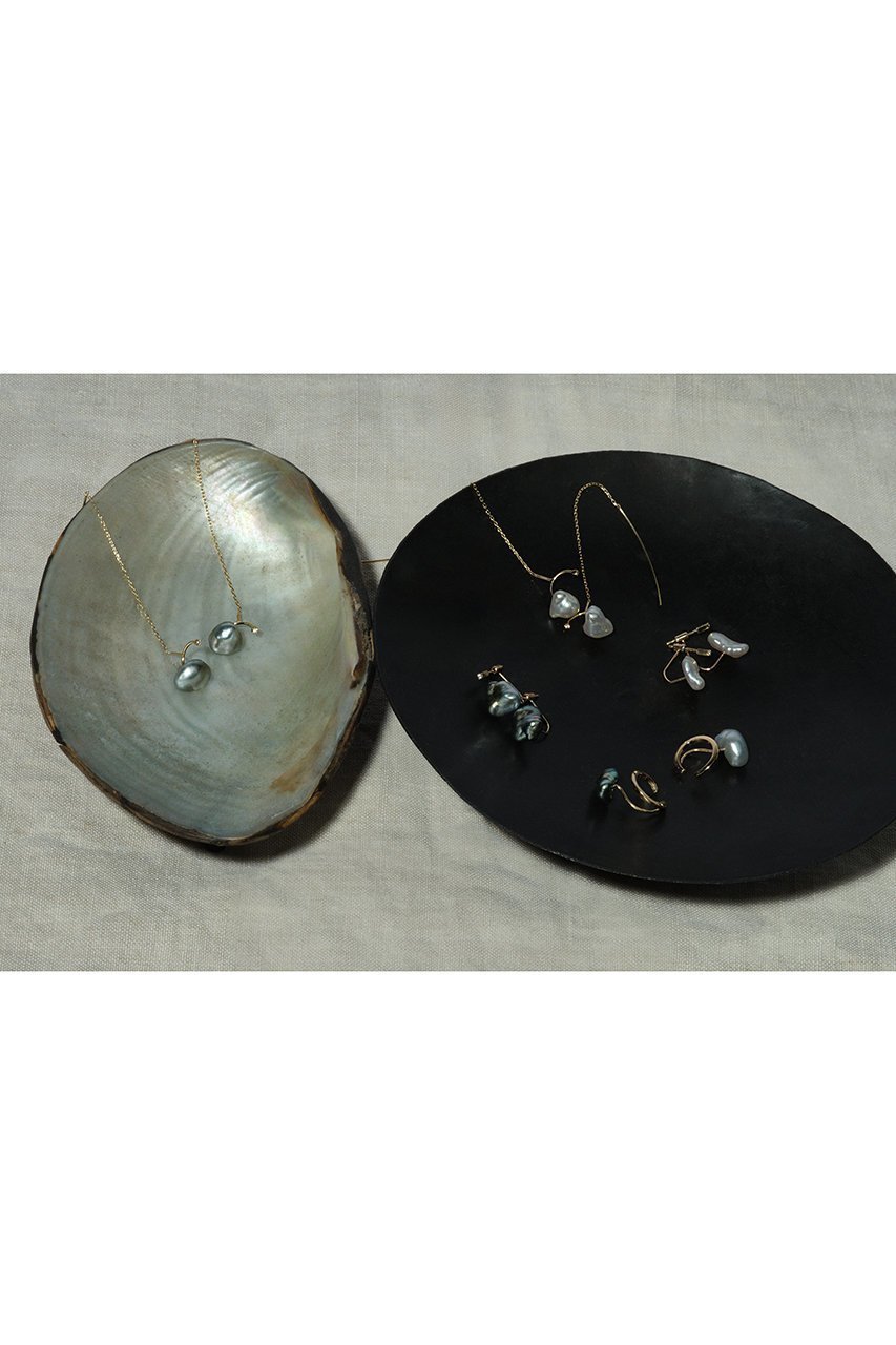 【エネイ/ENEY】のKESHI ケシパール K10YG チェーンピアス 人気、トレンドファッション・服の通販 founy(ファニー) 　ファッション　Fashion　レディースファッション　Fashion for Women　ジュエリー　Jewelry　ファッションリング　Fashion Rings　イヤリング・フープ・ドロップタイプ　Hoop, Drop & Clip Earrings　イエロー　Yellow　イヤリング　Earrings　コレクション　Collection, Seasonal Line　シリコン　Silicone, Silicone Material　ダイヤモンド　Diamond, Brilliant Cut　チェーン　Chain, Chain Strap　バランス　Balance, Style Balance　パール　Pearl, Pearl Accent　other-5|ID: prp329100003942415 ipo3291000000036084290