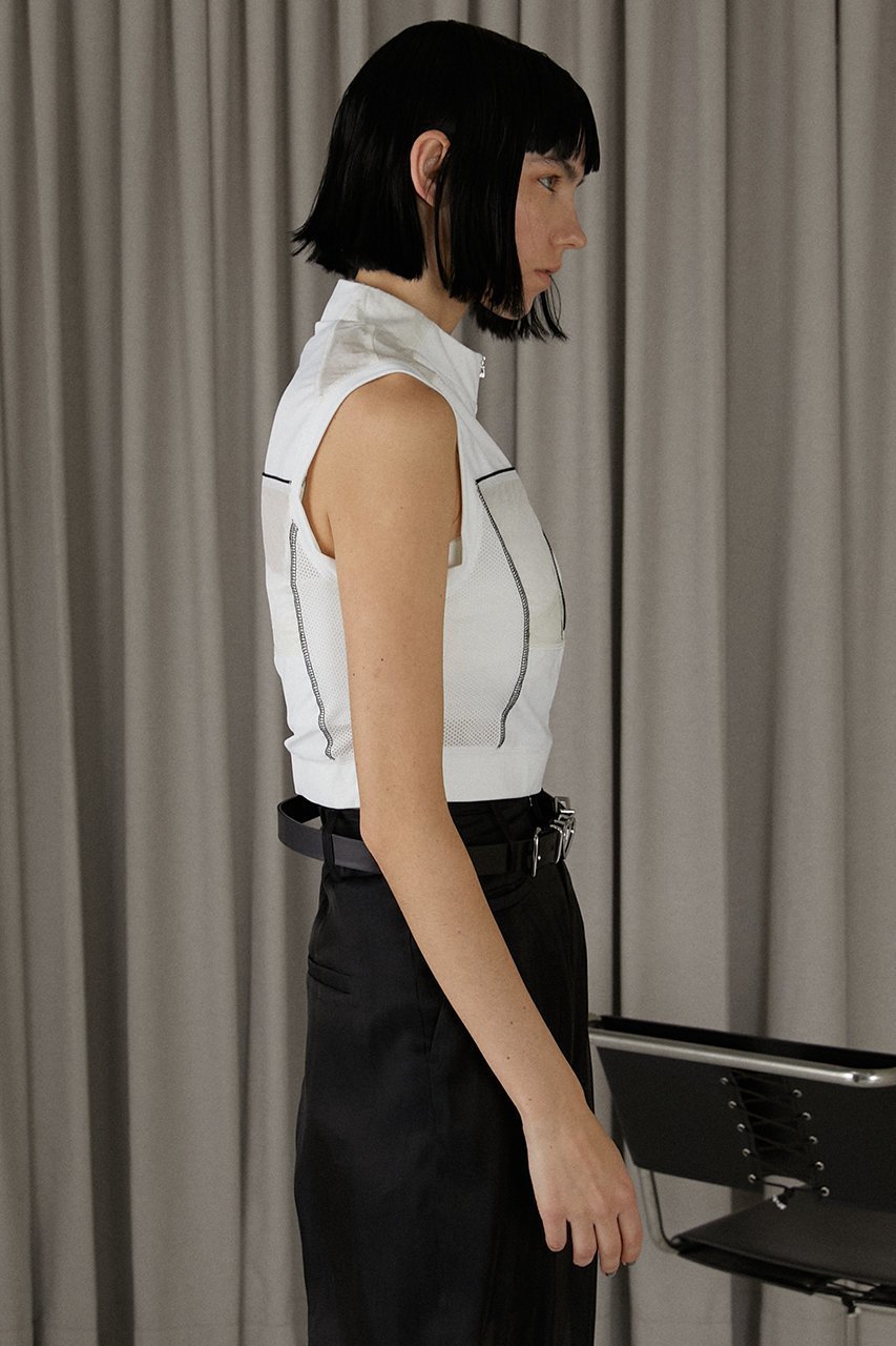 【プランク プロジェクト/PRANK PROJECT】のモトクロスノースリーブトップ / Motocross Sleeveless Top 人気、トレンドファッション・服の通販 founy(ファニー) 　ファッション　Fashion　レディースファッション　Fashion for Women　トップス・カットソー　Cut & Sew Tops　キャミソール&ノースリーブ　Camisoles & Sleeveless Tops　シャツ・ブラウス・オフィスカジュアル　Elegant Blouses & Button-Ups　おすすめ　Recommended / Our Picks　コンパクト　Compact, Small Size　シルバー　Silver, Metallic Silver　スポーティ　Sporty, Casual Athletic　ソックス　Socks, Hosiery　タフタ　Taffeta, Structured Fabric　トレンド　Trend, Trending Now　ノースリーブ　Sleeveless, No-Sleeve　プレート　Plate, Dish　ボトム　Bottoms, Lower Wear　ミニスカート　Mini Skirt, Short Skirt　メッシュ　Mesh, Net Fabric　ワイド　Wide, Wide Fit　水着　Swimsuit, Swimwear　other-4|ID: prp329100003942426 ipo3291000000032909571