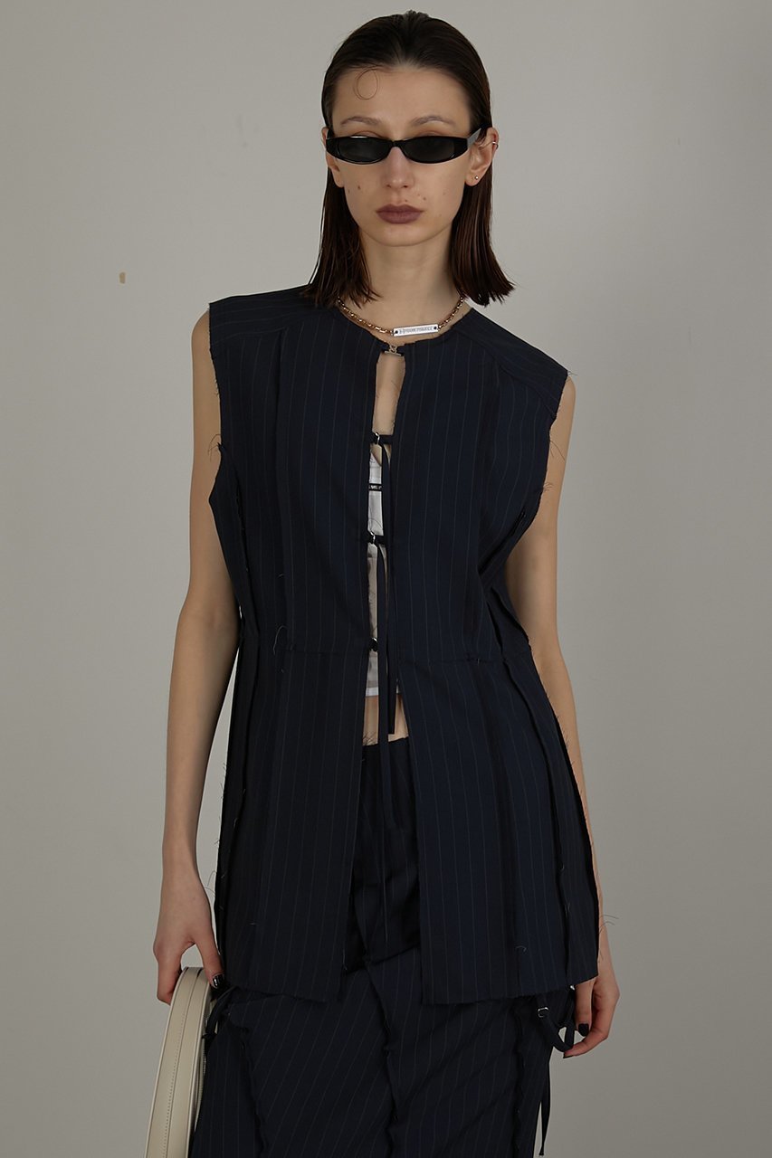 【プランク プロジェクト/PRANK PROJECT】のクロスカットオフ2WAYノースリーブトップ / Cross Cut-off 2WAY Sleeveless Top 人気、トレンドファッション・服の通販 founy(ファニー) 　ファッション　Fashion　レディースファッション　Fashion for Women　トップス・カットソー　Cut & Sew Tops　キャミソール&ノースリーブ　Camisoles & Sleeveless Tops　シャツ・ブラウス・オフィスカジュアル　Elegant Blouses & Button-Ups　おすすめ　Recommended / Our Picks　とろみ　Fluid, Flowy Fabric　カットオフ　Cut-Off Design　サテン　Satin, Glossy Fabric　ストレッチ　Stretch, Stretchy Fabric　スリット　Slit, Slit Detail　スーツ　Suit, Formalwear　ドレープ　Drape, Draping Fabric　ノースリーブ　Sleeveless, No-Sleeve　メランジ　Melange, Mixed Yarn　ワッシャー　Washer, Crinkled Finish　エレガント 上品　Elegant　other-4|ID: prp329100003942432 ipo3291000000032910281