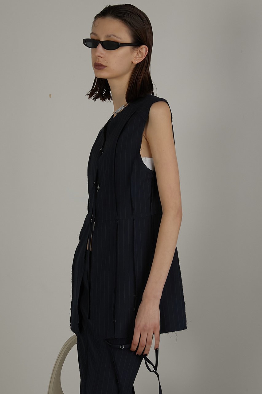 【プランク プロジェクト/PRANK PROJECT】のクロスカットオフ2WAYノースリーブトップ / Cross Cut-off 2WAY Sleeveless Top 人気、トレンドファッション・服の通販 founy(ファニー) 　ファッション　Fashion　レディースファッション　Fashion for Women　トップス・カットソー　Cut & Sew Tops　キャミソール&ノースリーブ　Camisoles & Sleeveless Tops　シャツ・ブラウス・オフィスカジュアル　Elegant Blouses & Button-Ups　おすすめ　Recommended / Our Picks　とろみ　Fluid, Flowy Fabric　カットオフ　Cut-Off Design　サテン　Satin, Glossy Fabric　ストレッチ　Stretch, Stretchy Fabric　スリット　Slit, Slit Detail　スーツ　Suit, Formalwear　ドレープ　Drape, Draping Fabric　ノースリーブ　Sleeveless, No-Sleeve　メランジ　Melange, Mixed Yarn　ワッシャー　Washer, Crinkled Finish　エレガント 上品　Elegant　other-5|ID: prp329100003942432 ipo3291000000032910283