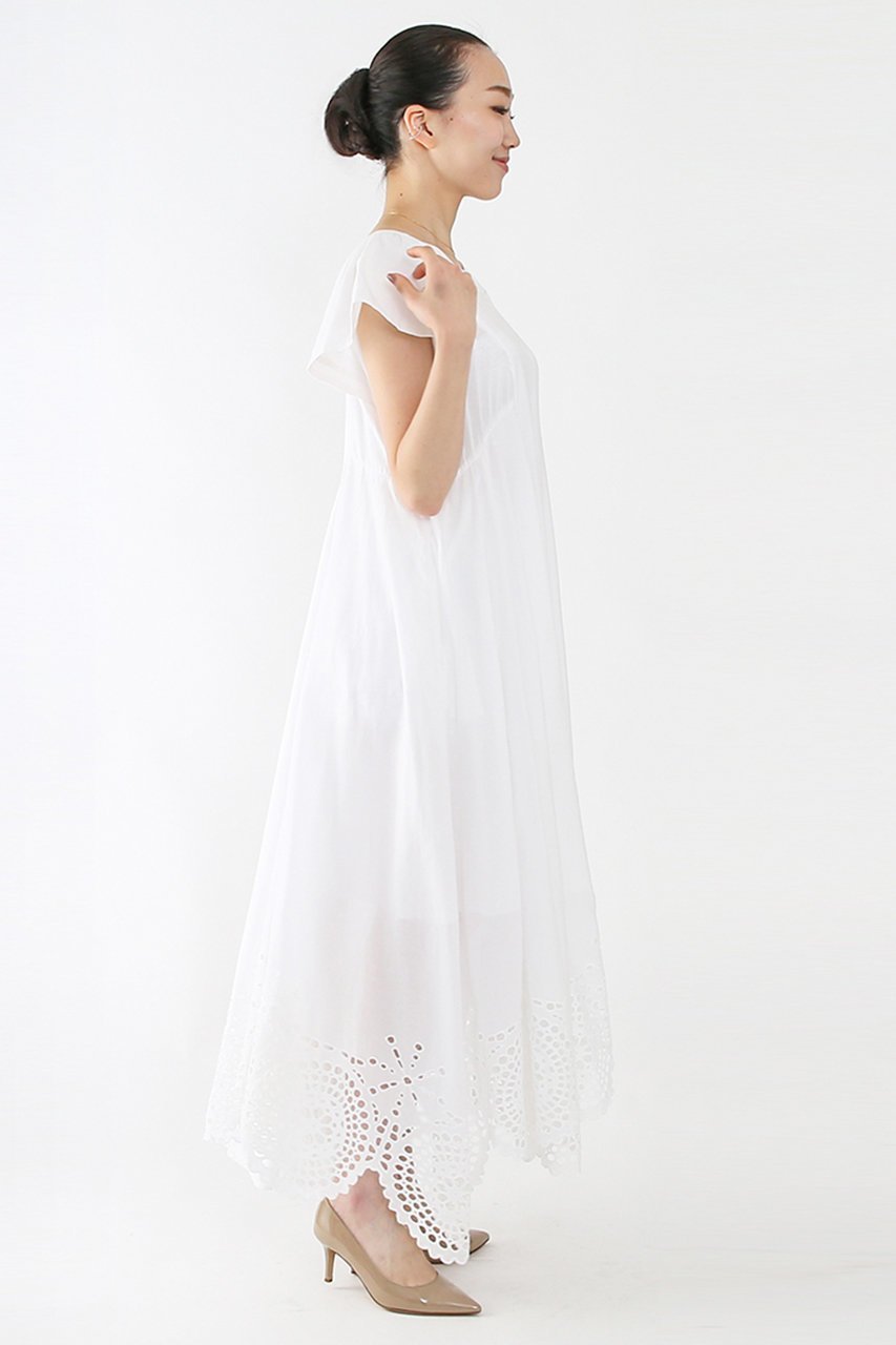 【アユーシ/AAYUSHI】のカットワーク刺しゅうワンピース 人気、トレンドファッション・服の通販 founy(ファニー) 　ファッション　Fashion　レディースファッション　WOMEN　ワンピース　Dress　チュニック　Tunic　エレガント 上品　Elegant　ギャザー　Gather　スカラップ　Scalloped　チュニック　Tunic　ポケット　Pocket　マキシ　Maxi　リボン　Ribbon　リラックス　Relax　ロング　Long　ワーク　Work　other-4|ID: prp329100003953511 ipo3291000000031251846
